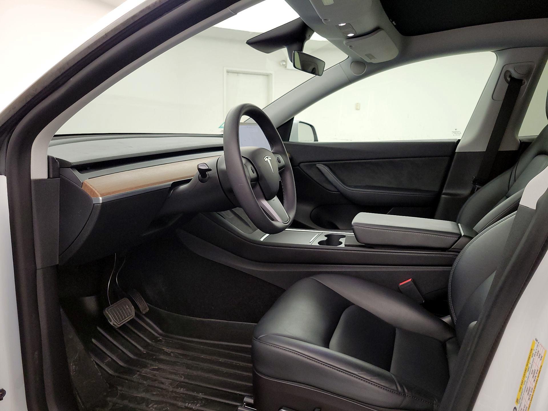 Thumbnail: 2021 Tesla Model Y - 11