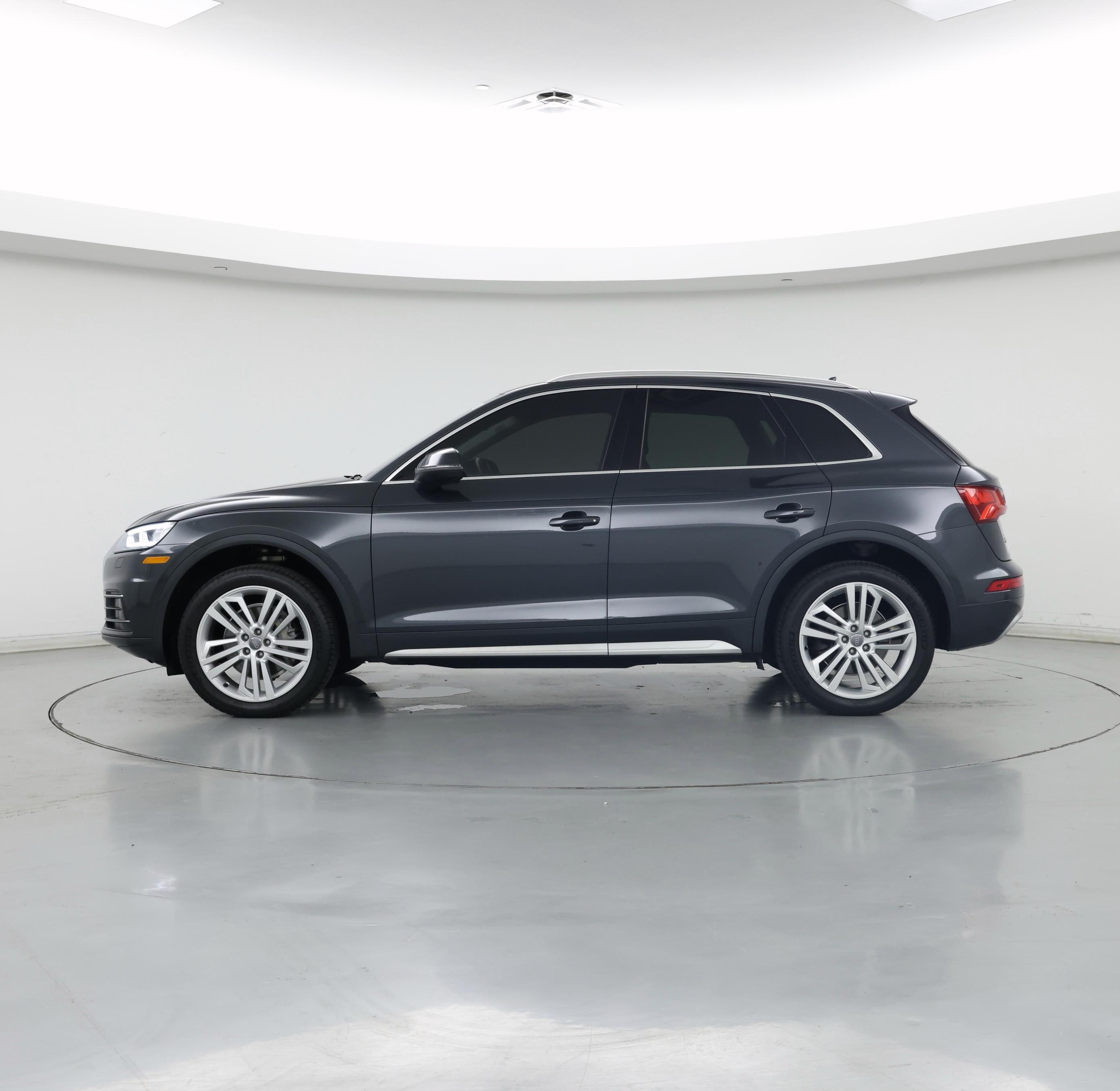 Thumbnail: 2019 Audi Q5 - 3
