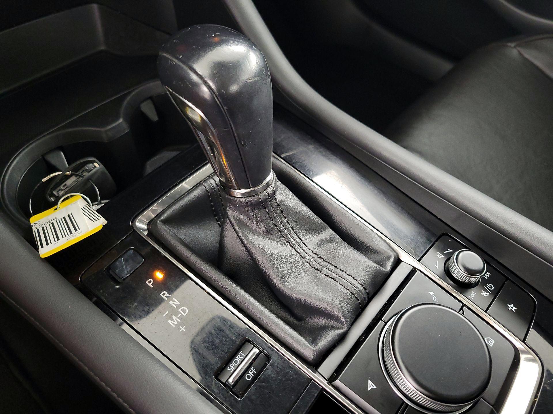 Thumbnail: 2021 Mazda Mazda3 - 18