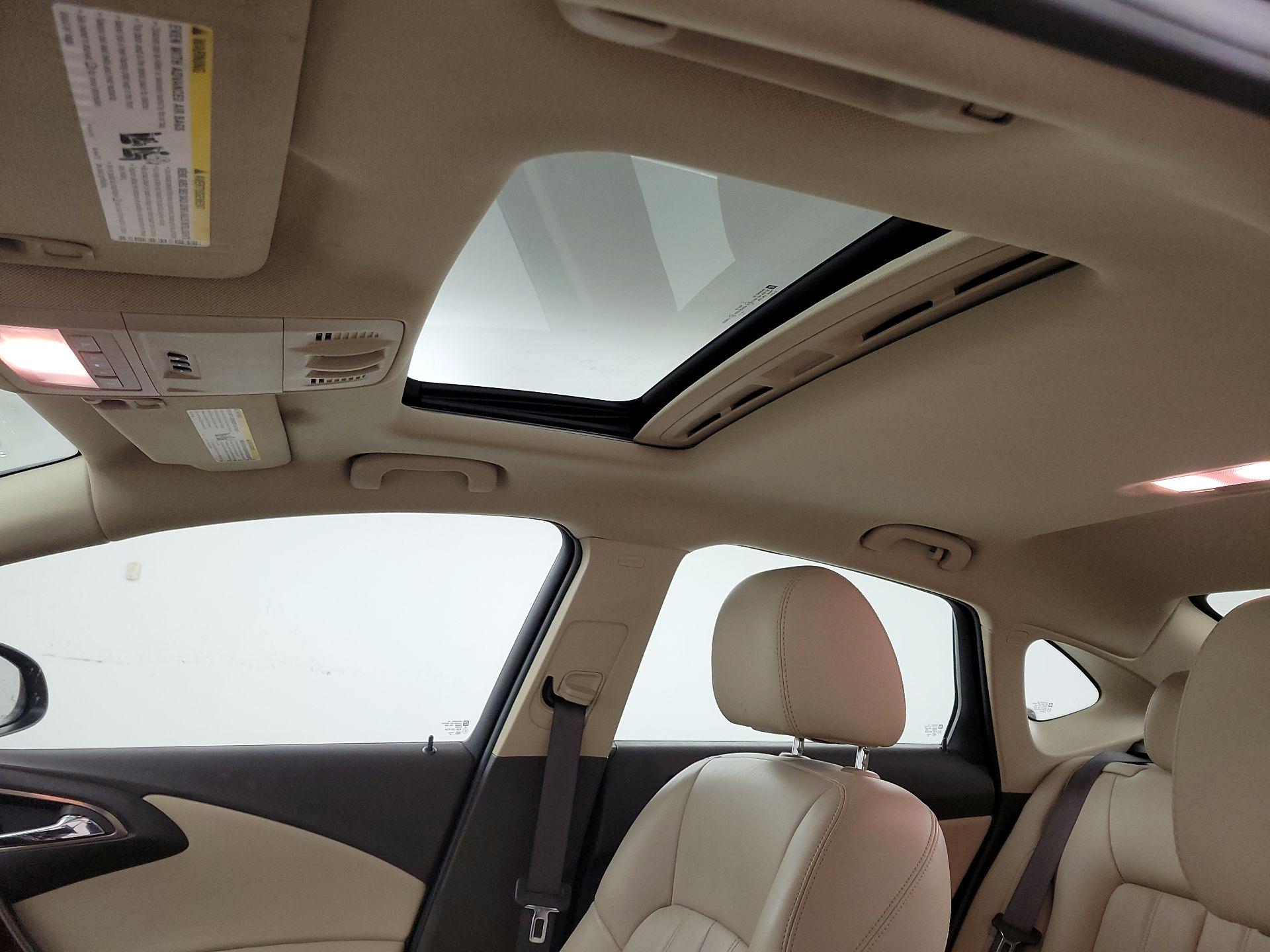 Thumbnail: 2016 Buick Verano - 20