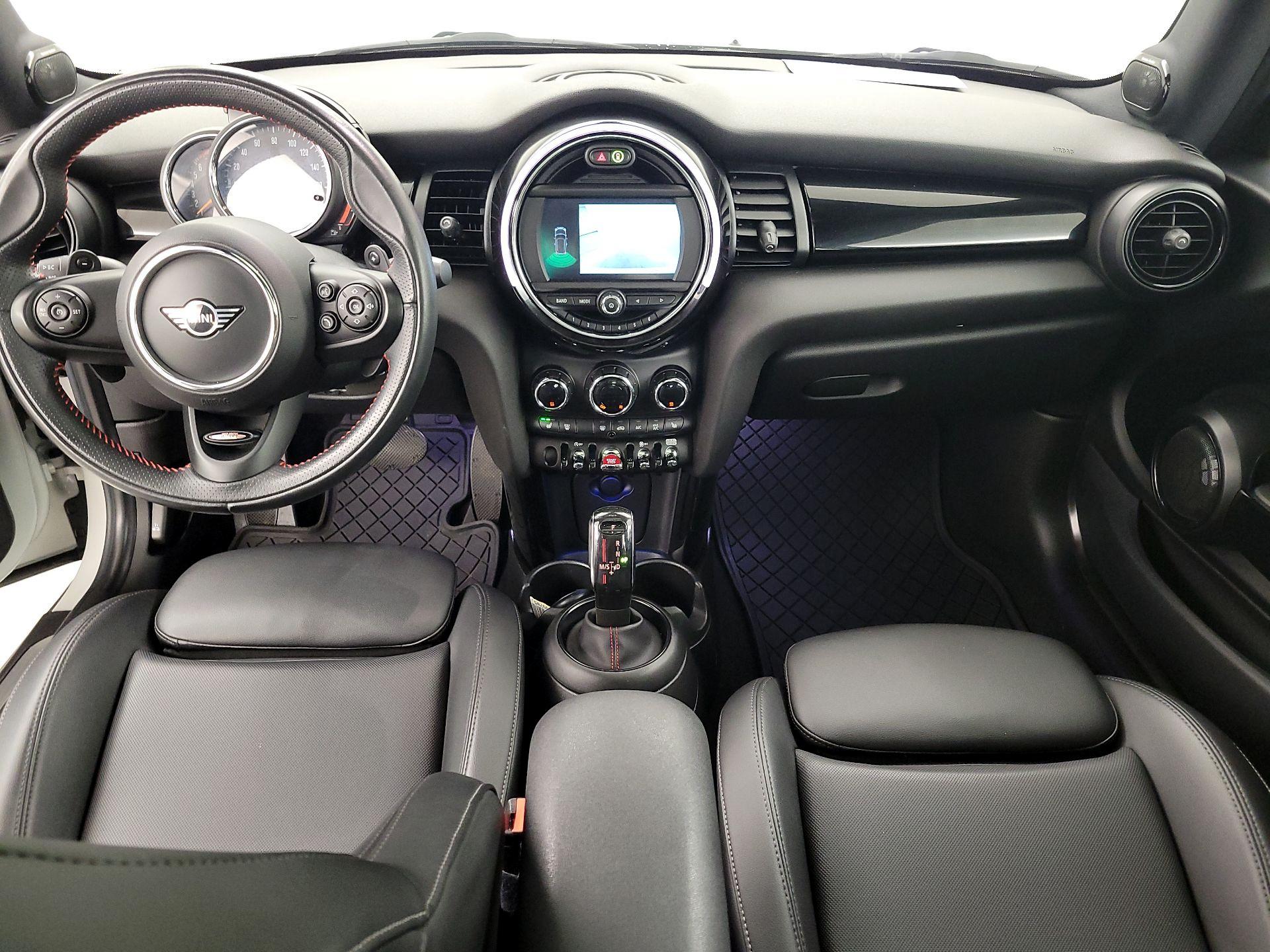 Thumbnail: 2020 MINI Cooper Hardtop - 9