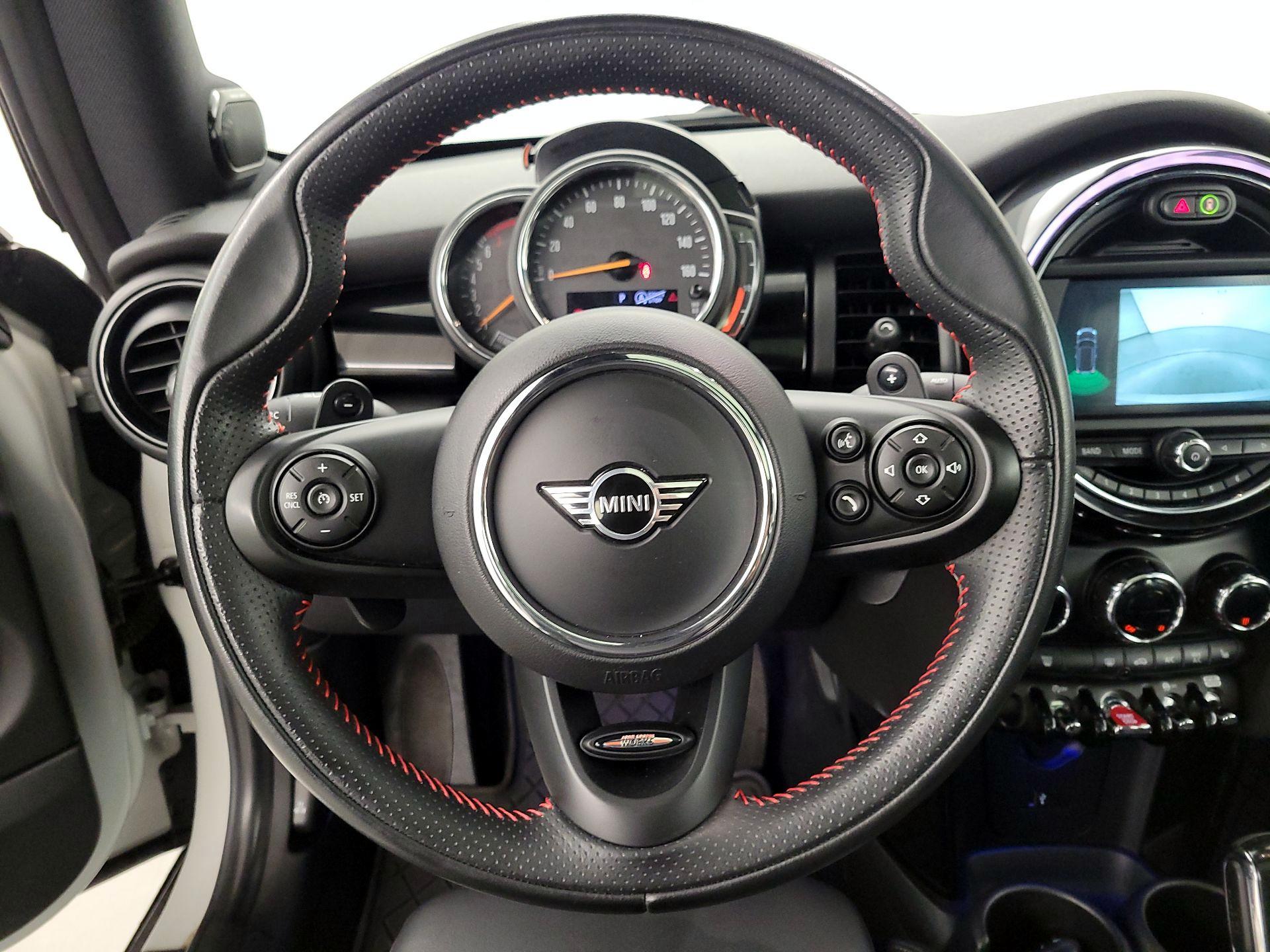 Thumbnail: 2020 MINI Cooper Hardtop - 10