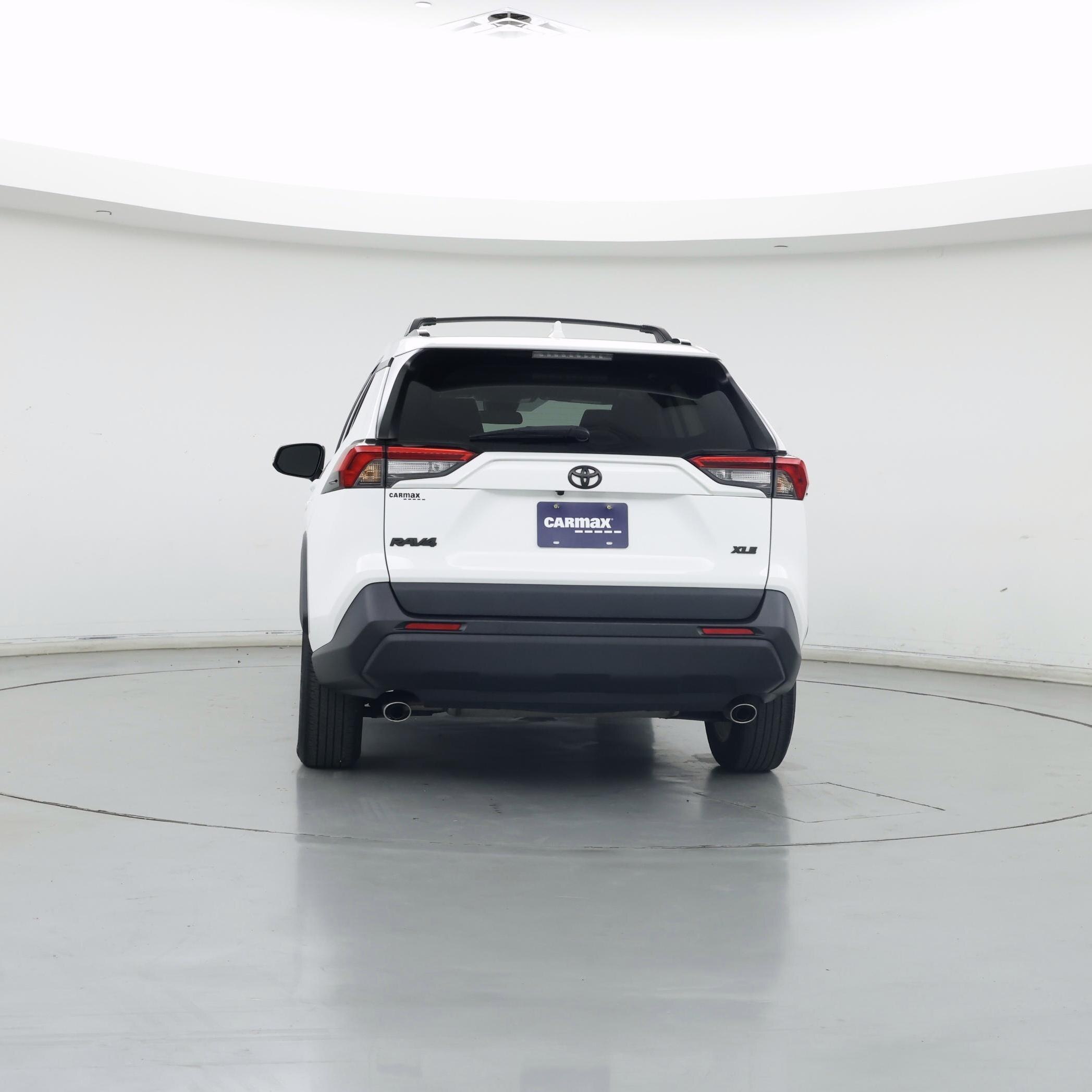 Thumbnail: 2021 Toyota RAV4 - 6