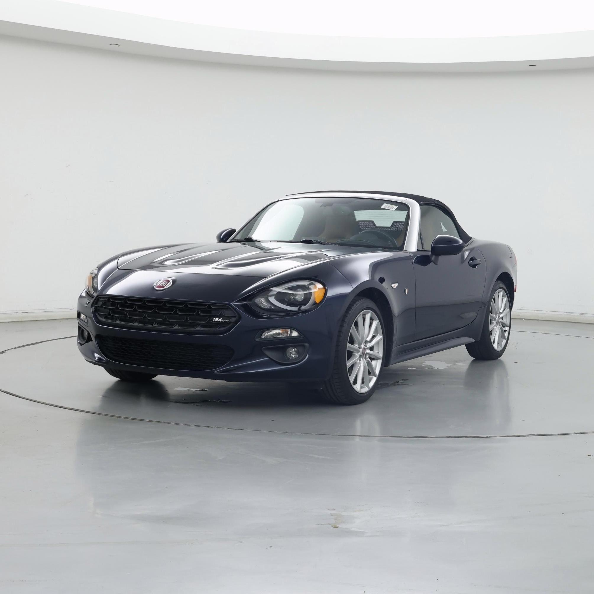 Thumbnail: 2018 Fiat 124 Spider - 4