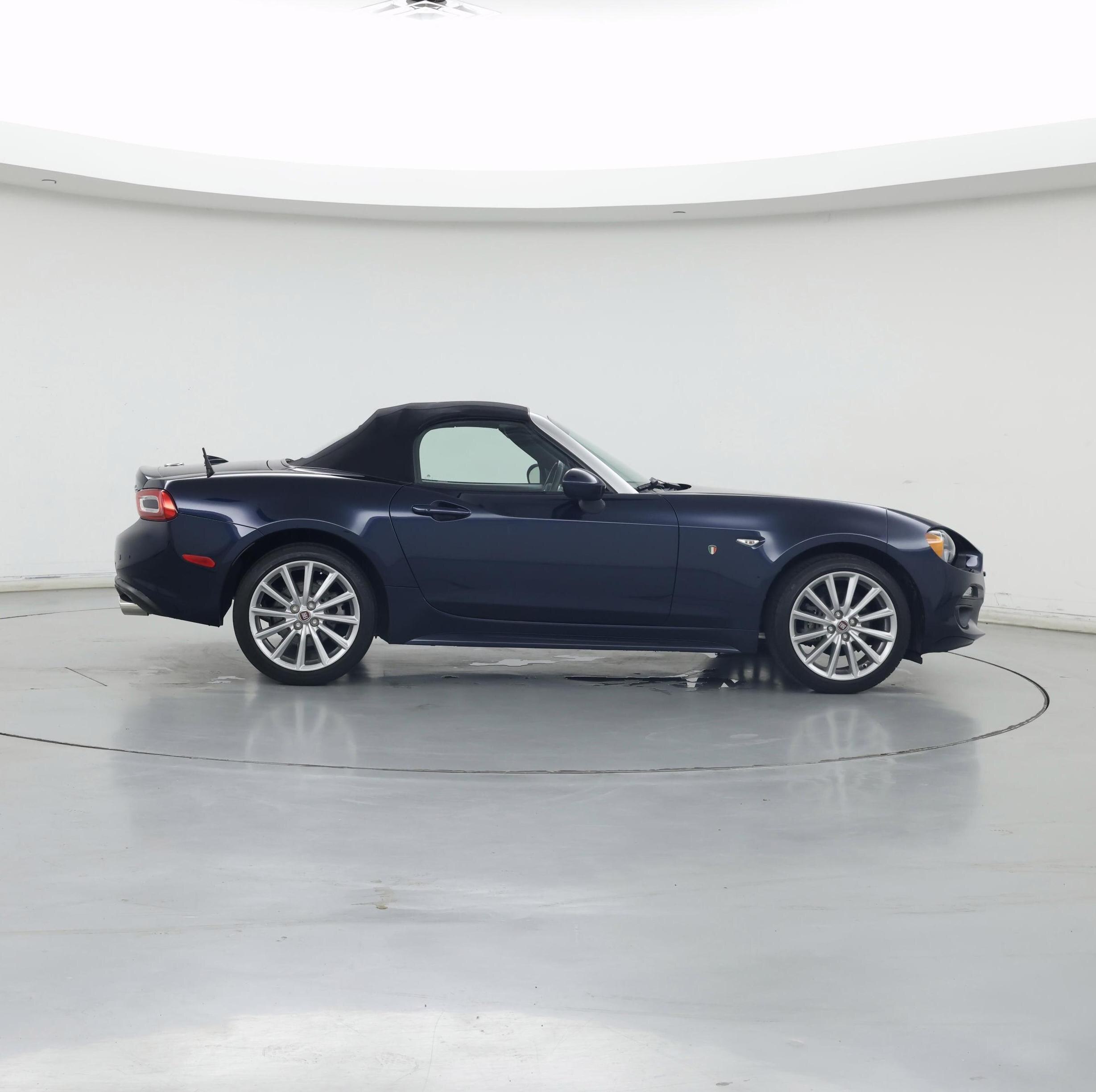 Thumbnail: 2018 Fiat 124 Spider - 7