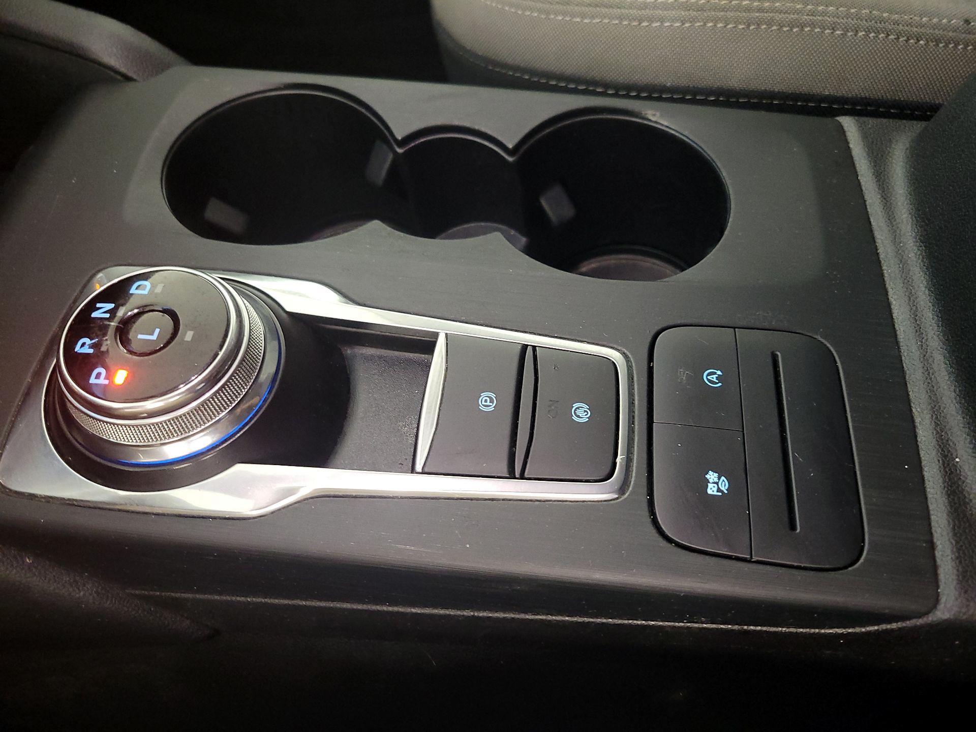 Thumbnail: 2020 Ford Escape - 17