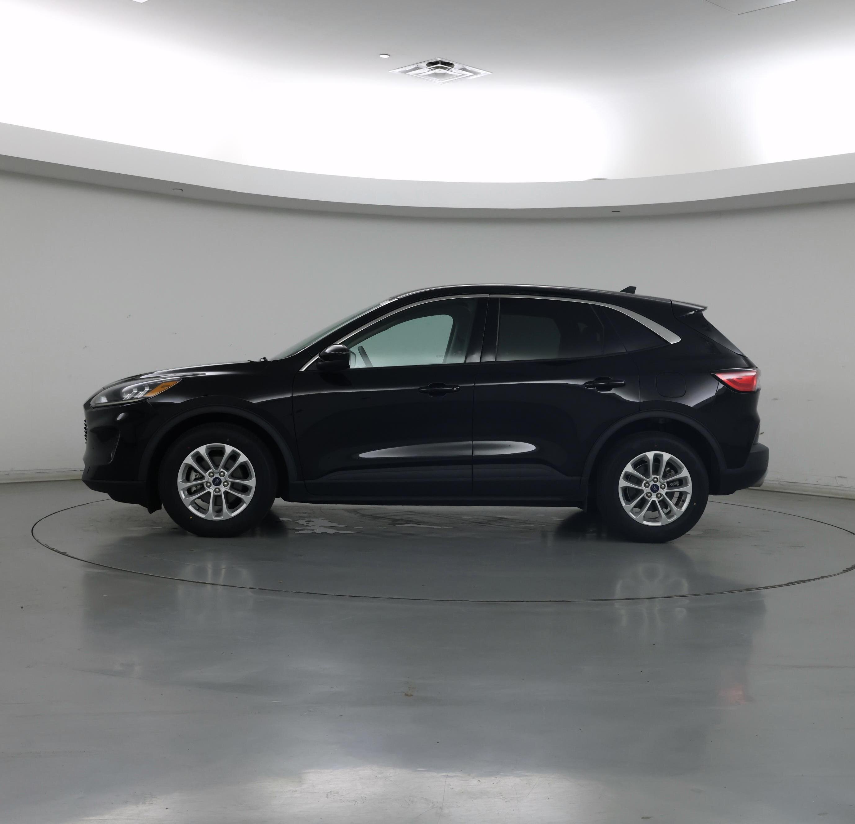 Thumbnail: 2020 Ford Escape - 3