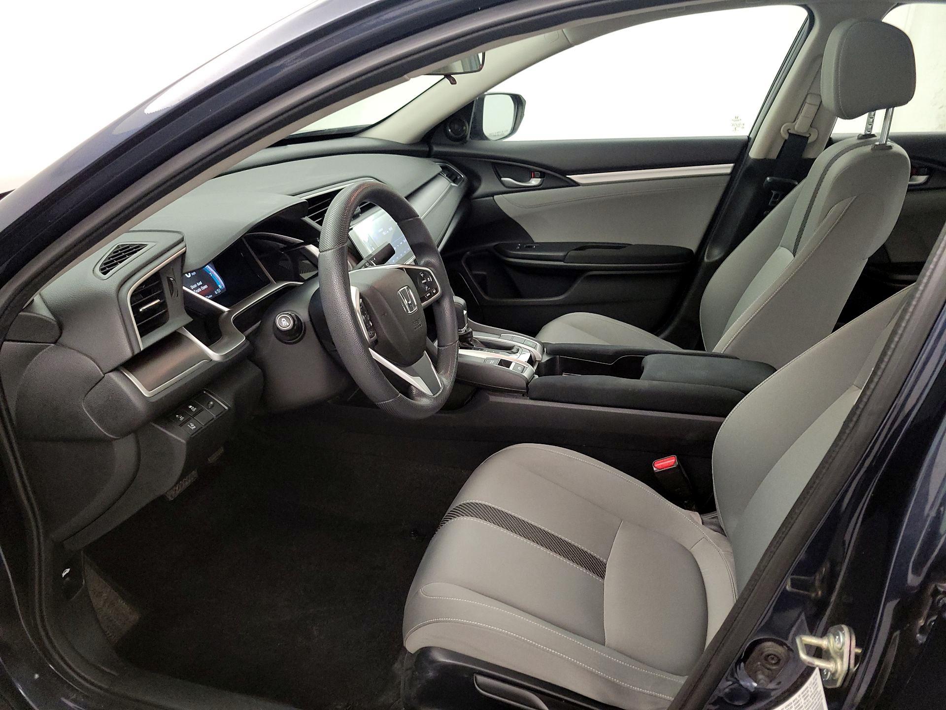 Thumbnail: 2016 Honda Civic - 11
