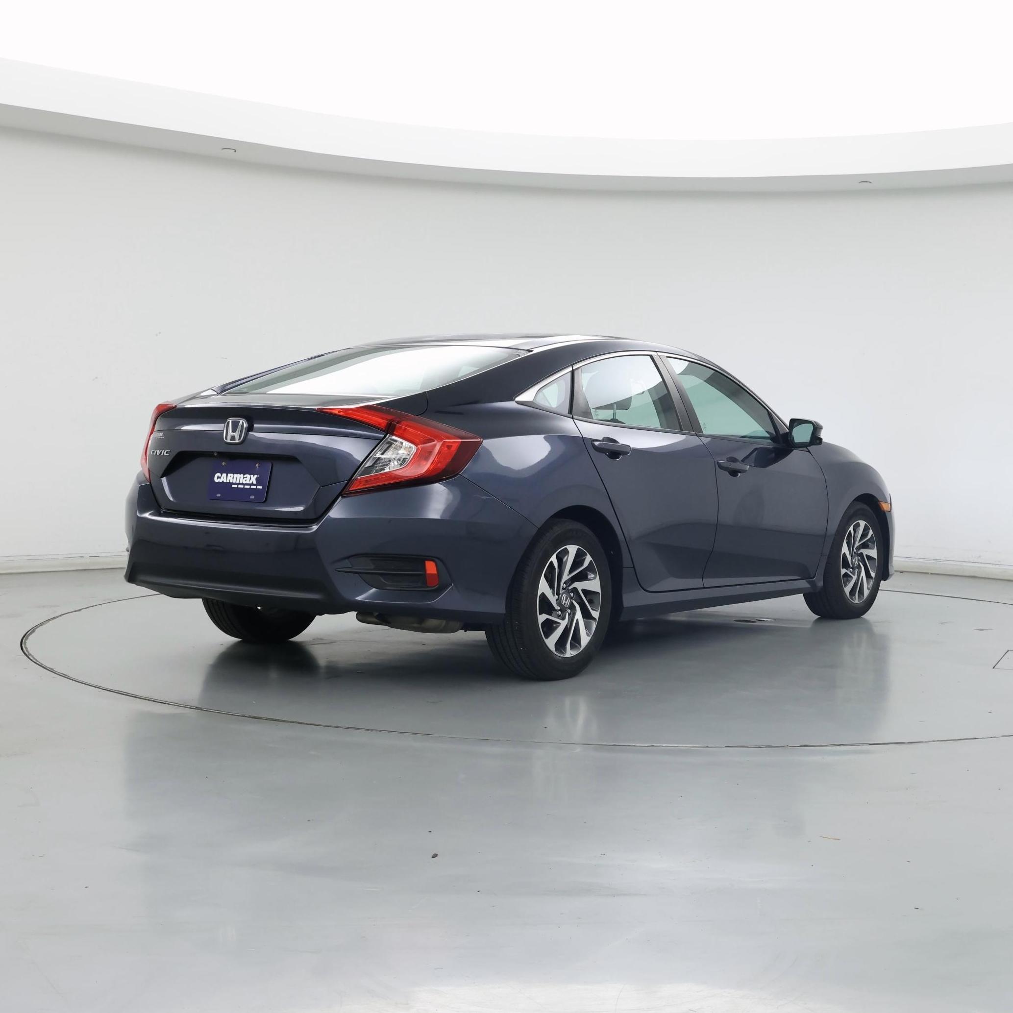 Thumbnail: 2016 Honda Civic - 8