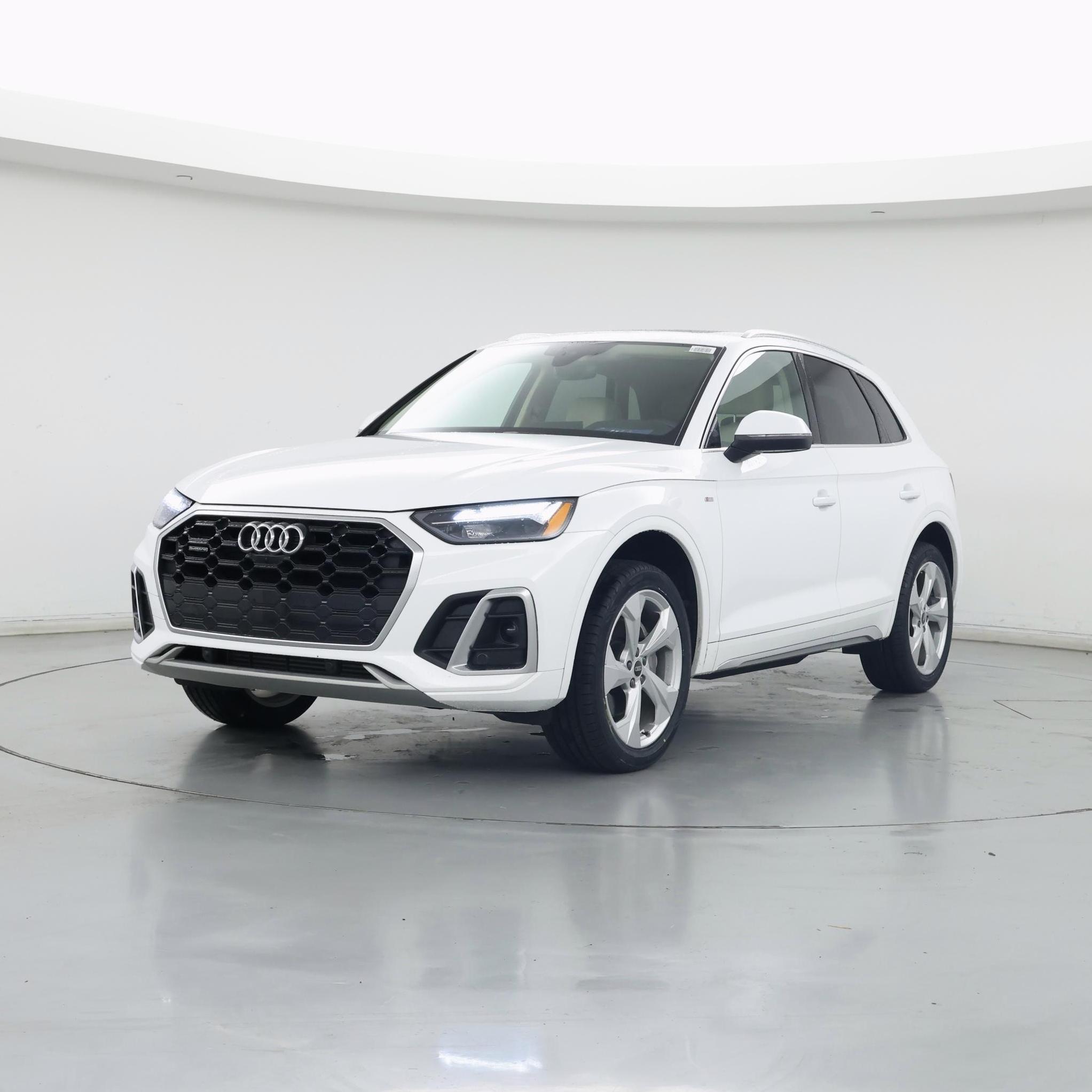 Thumbnail: 2022 Audi Q5 - 4