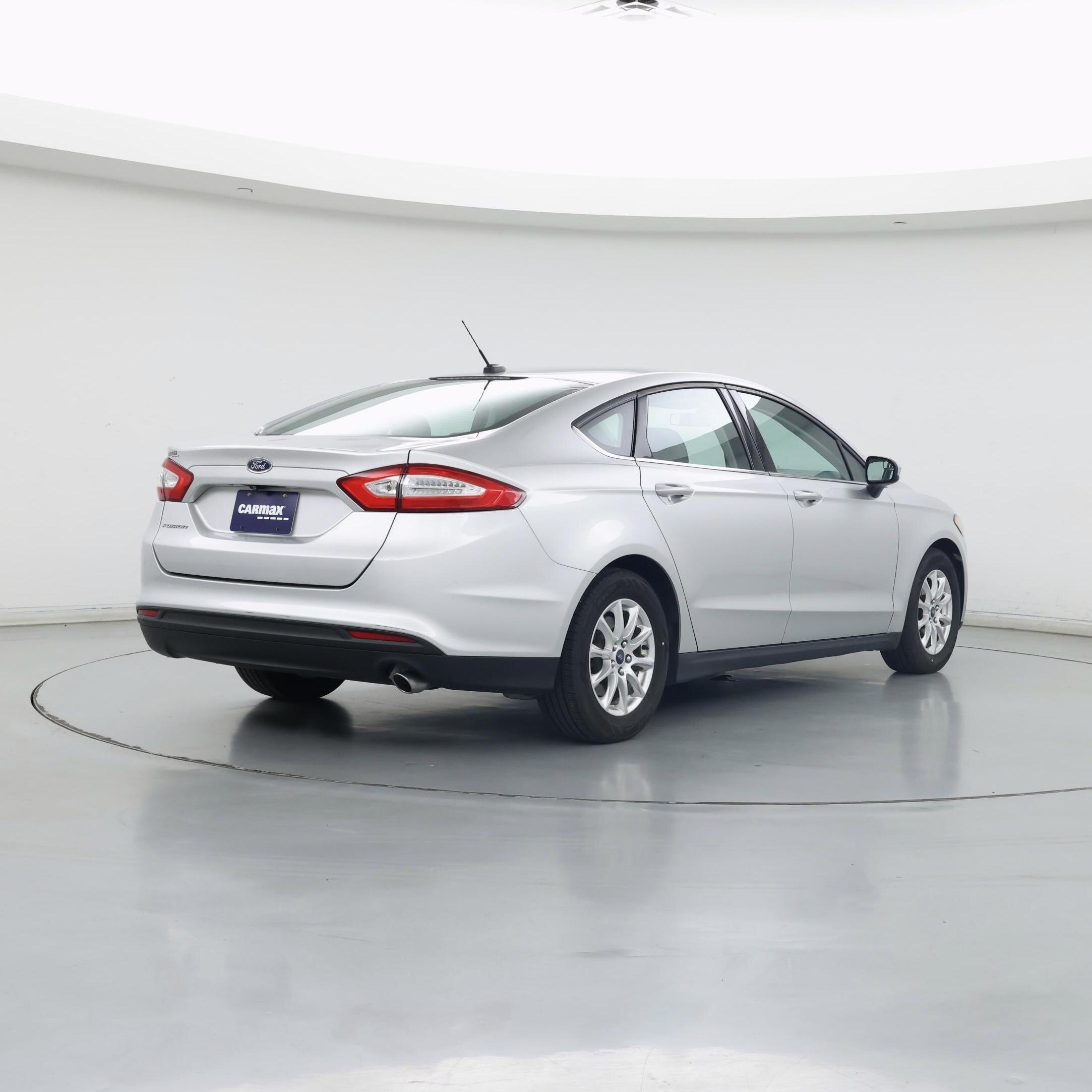 Thumbnail: 2016 Ford Fusion - 8