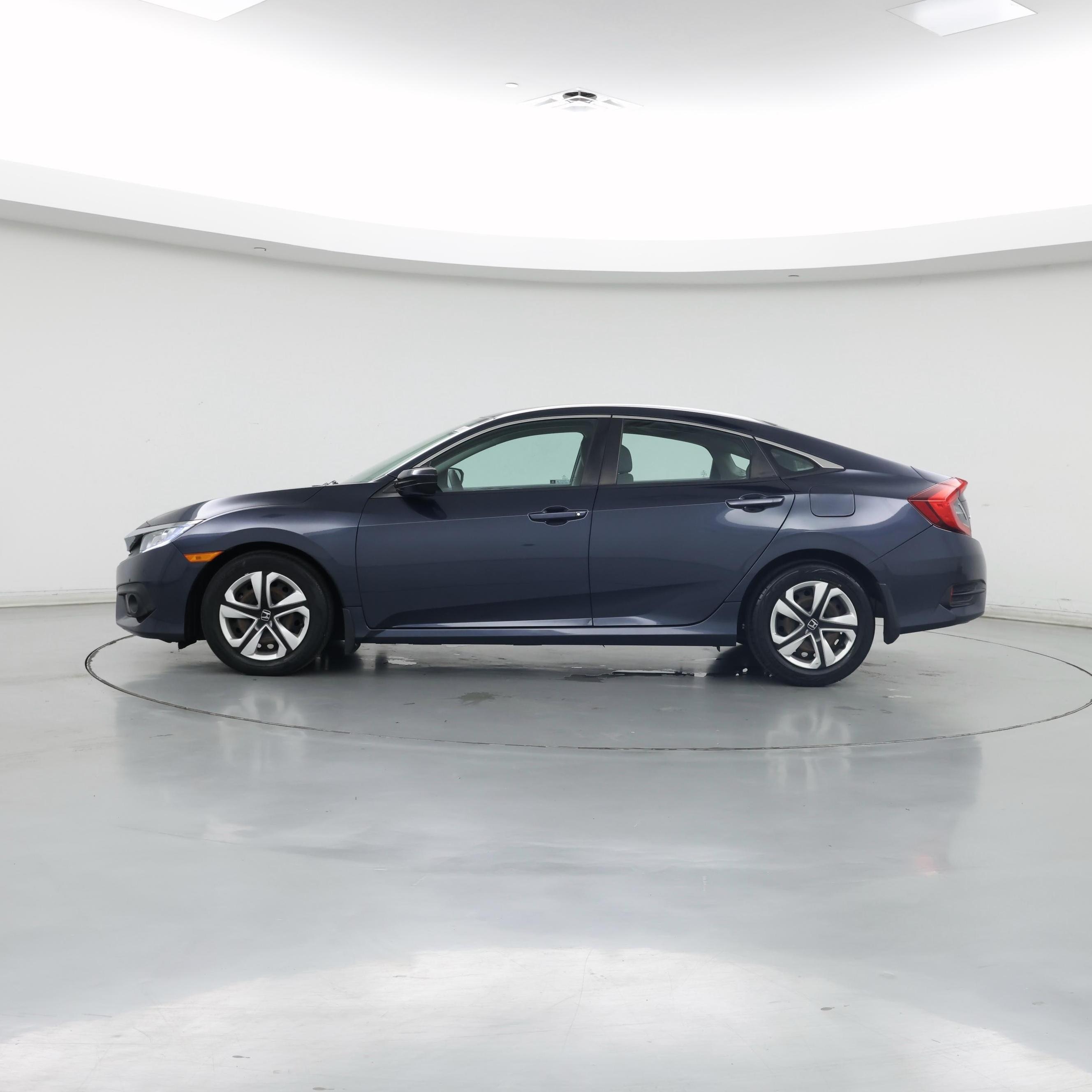 Thumbnail: 2018 Honda Civic - 3