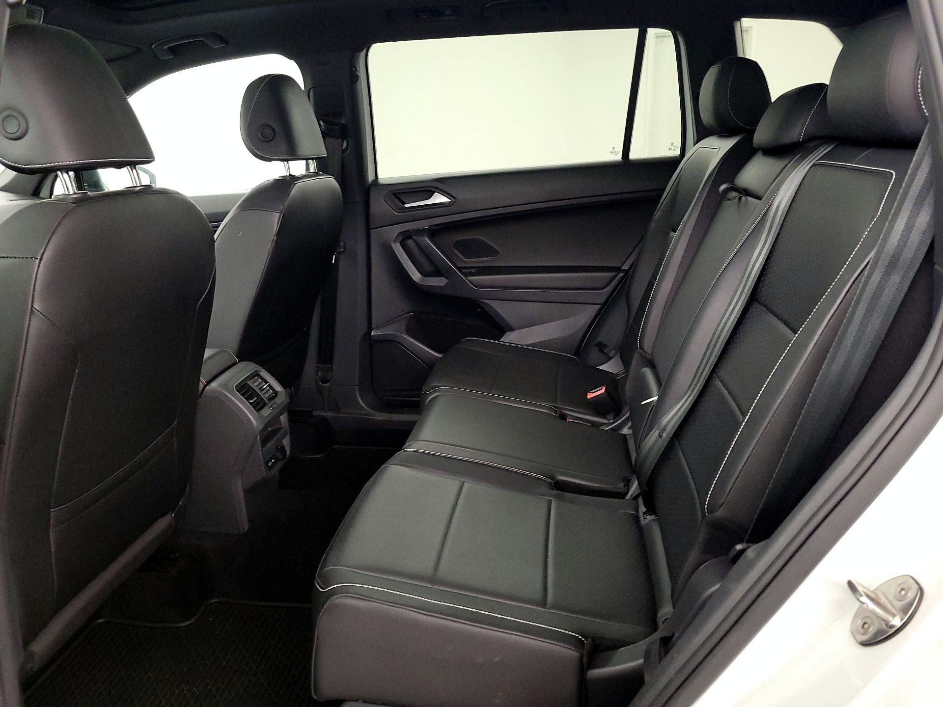 Thumbnail: 2021 Volkswagen Tiguan - 20