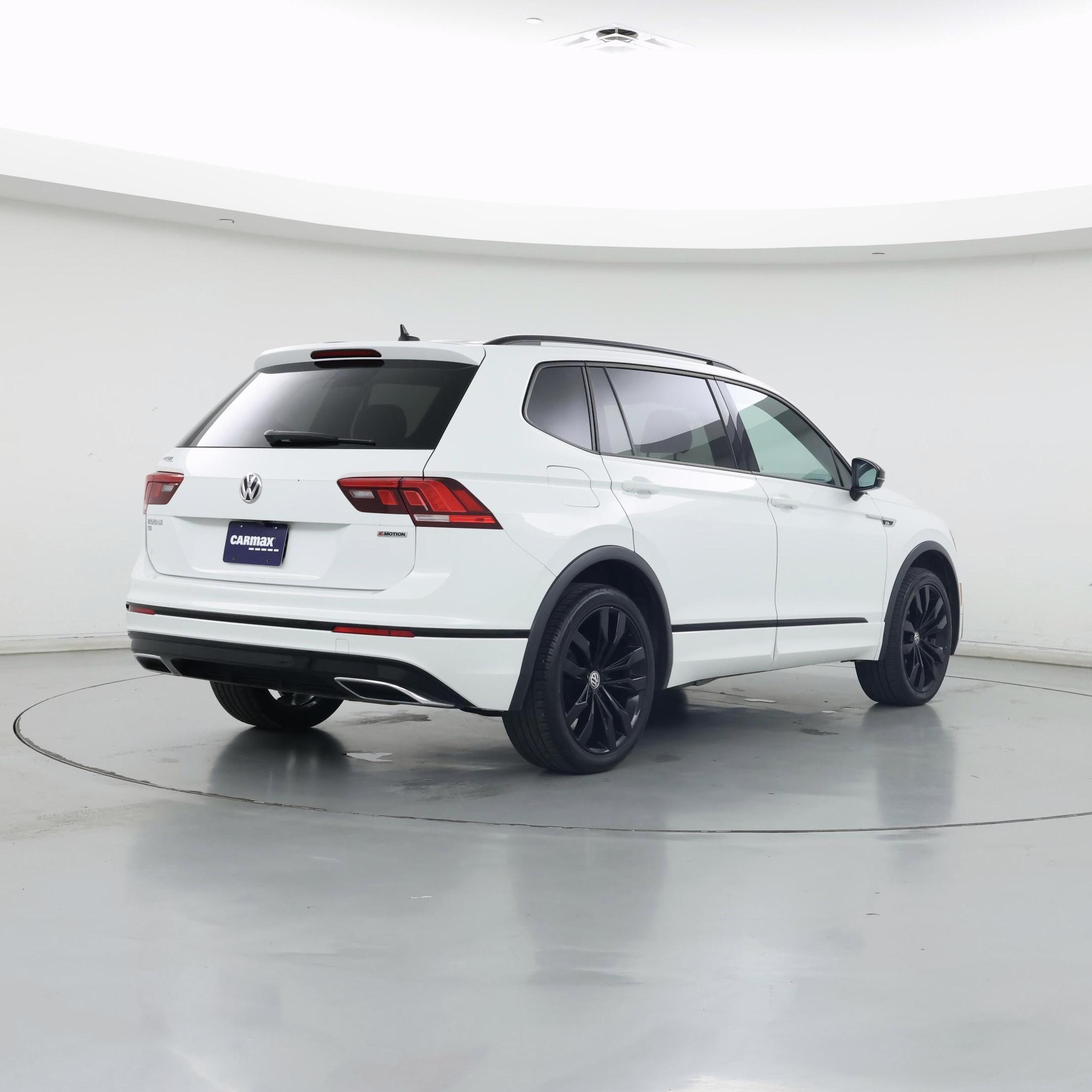 Thumbnail: 2021 Volkswagen Tiguan - 8