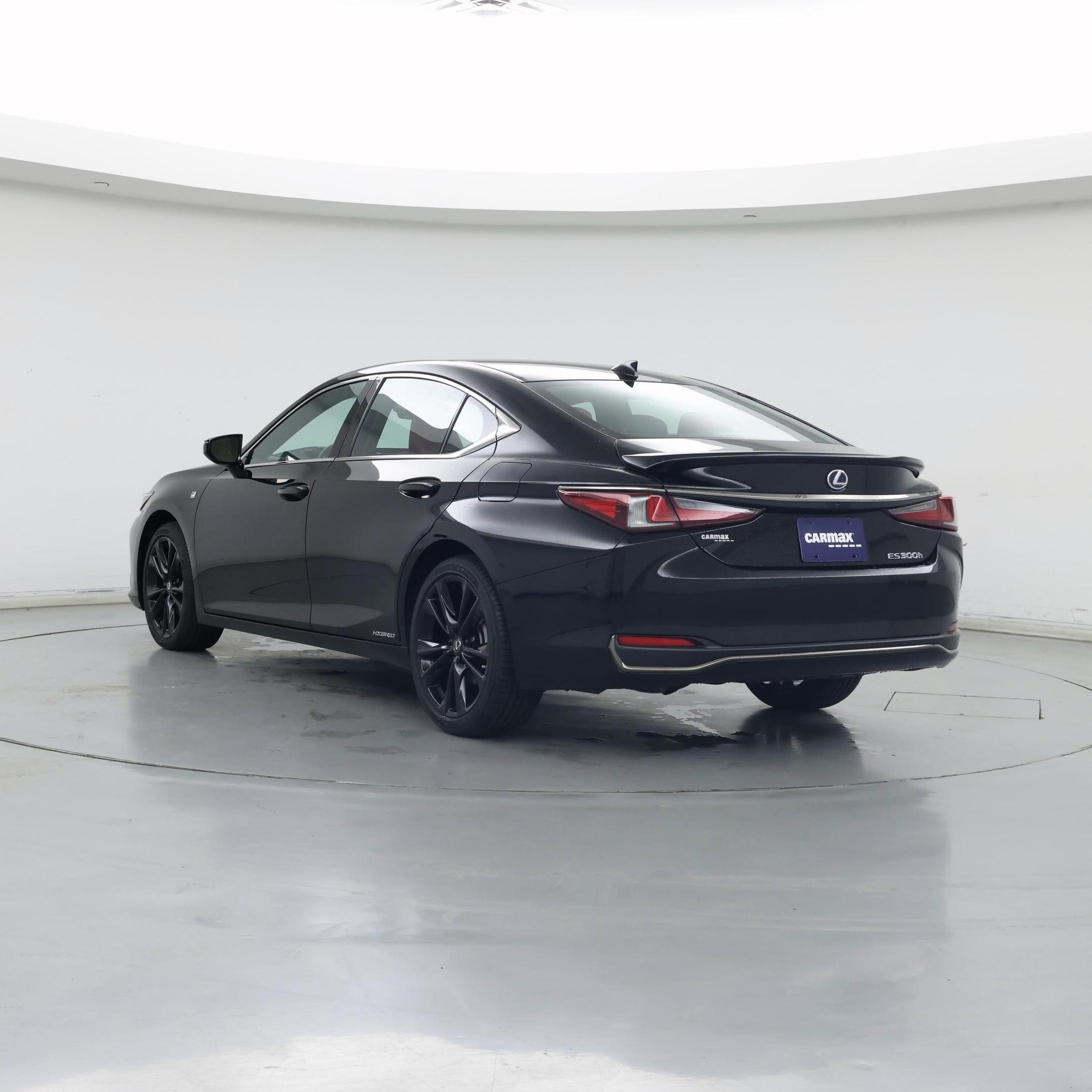 Thumbnail: 2022 Lexus ES - 2