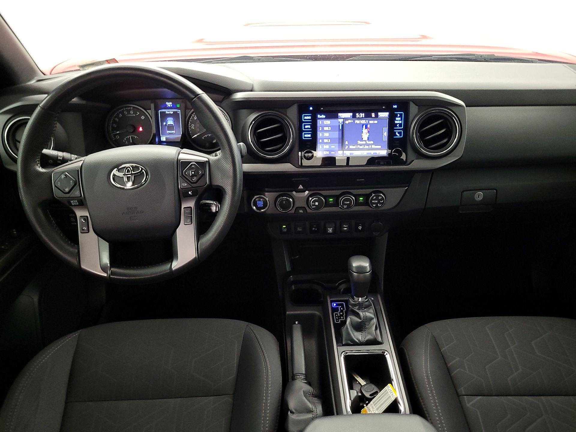 Thumbnail: 2019 Toyota Tacoma - 9