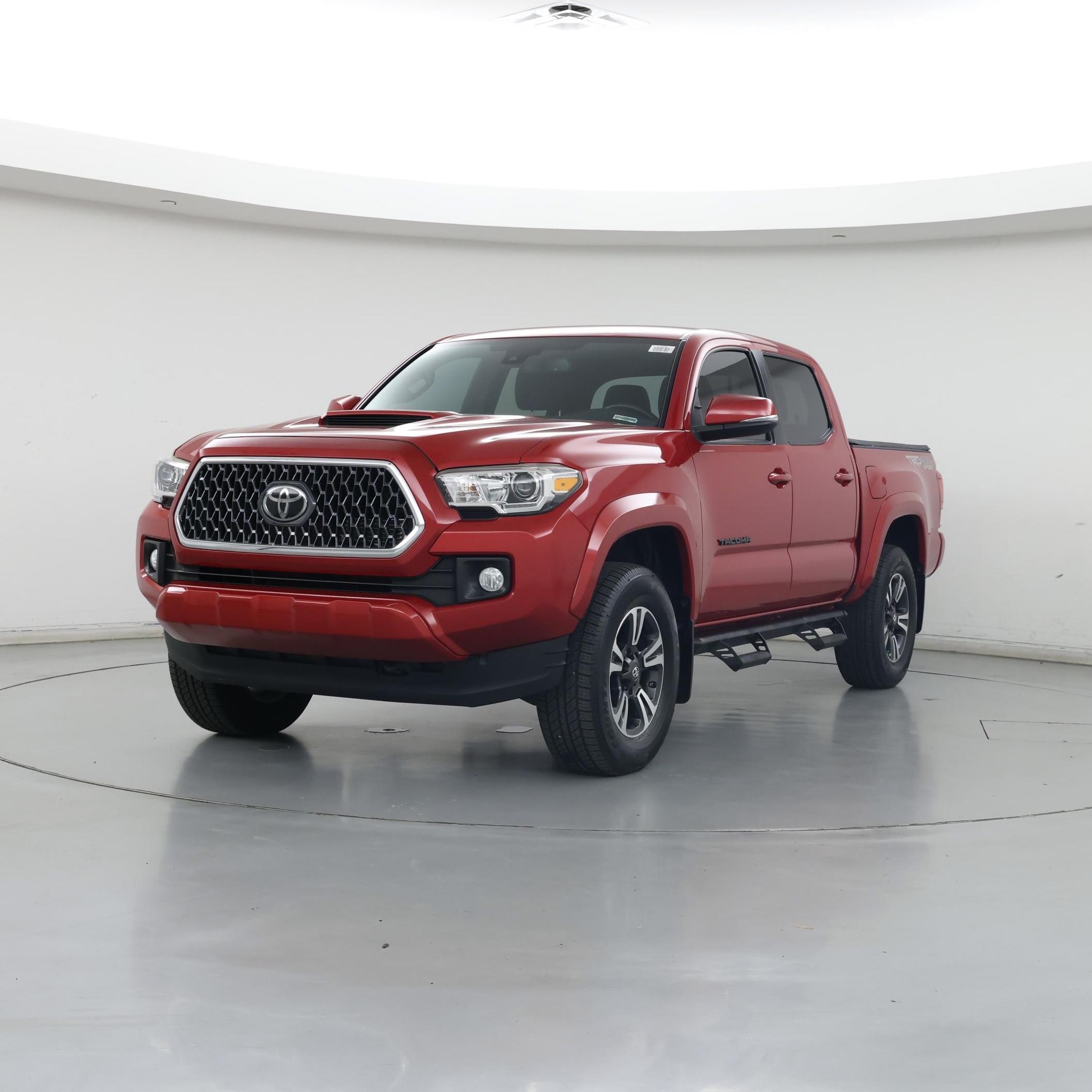Thumbnail: 2019 Toyota Tacoma - 4