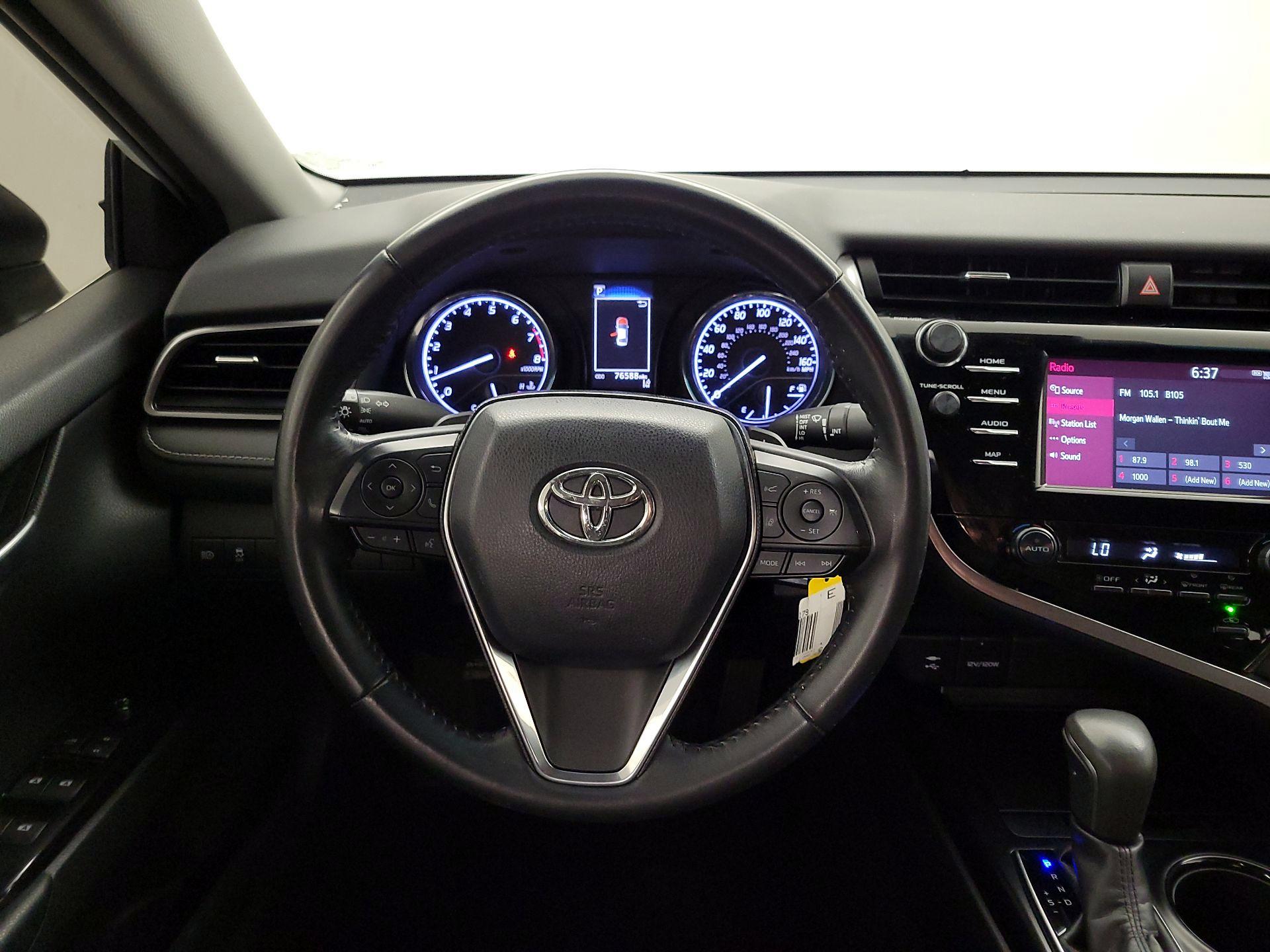 Thumbnail: 2019 Toyota Camry - 10