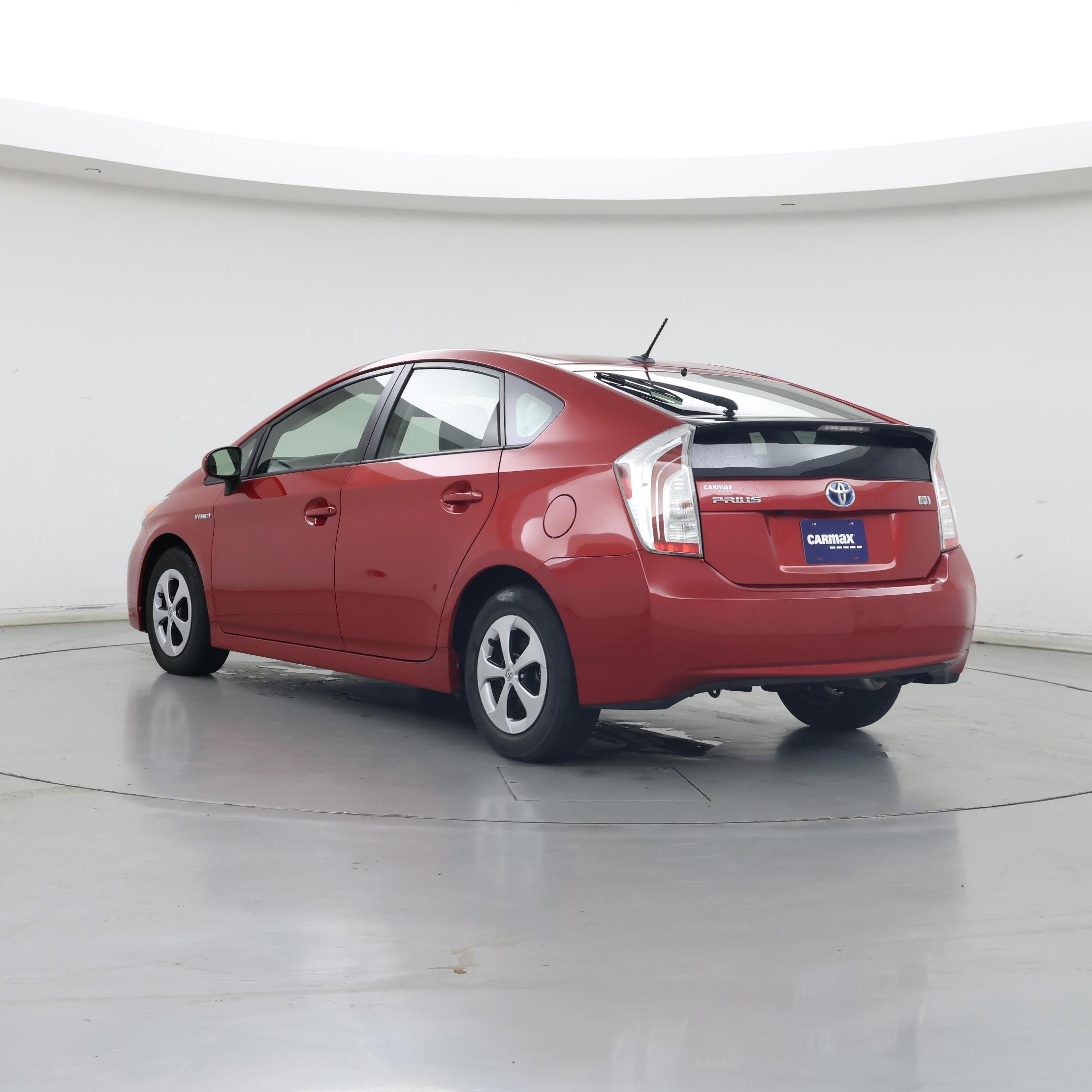 Thumbnail: 2015 Toyota Prius - 2