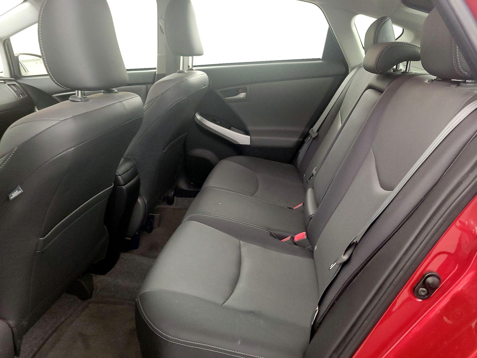 Thumbnail: 2015 Toyota Prius - 19