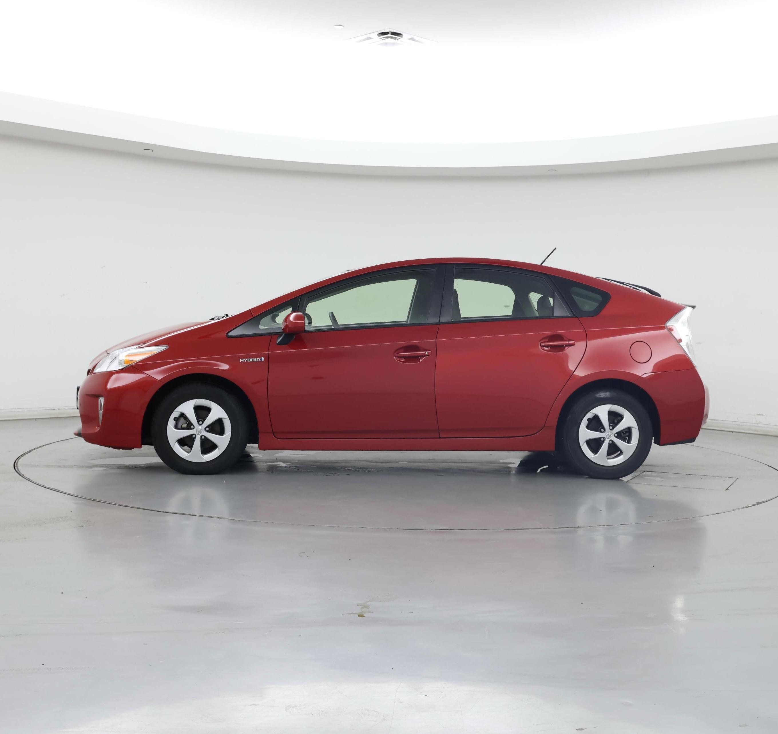 Thumbnail: 2015 Toyota Prius - 3