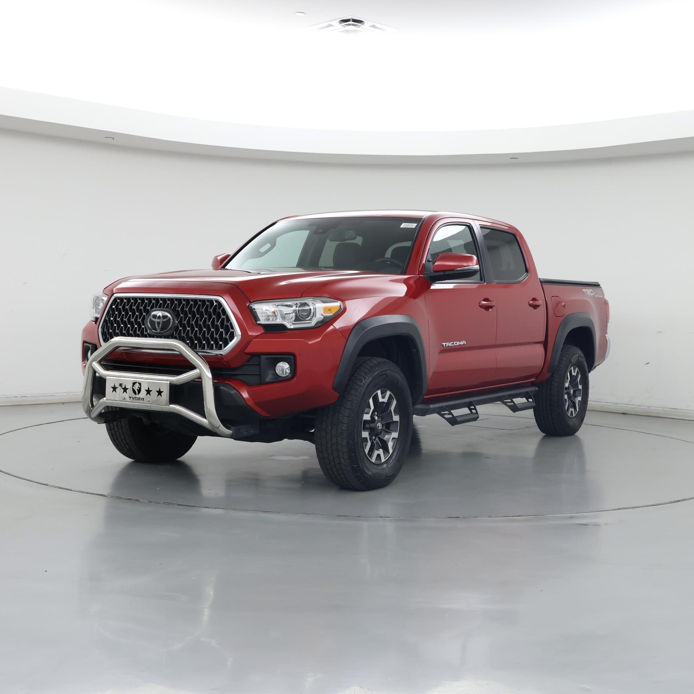 Thumbnail: 2018 Toyota Tacoma - 4