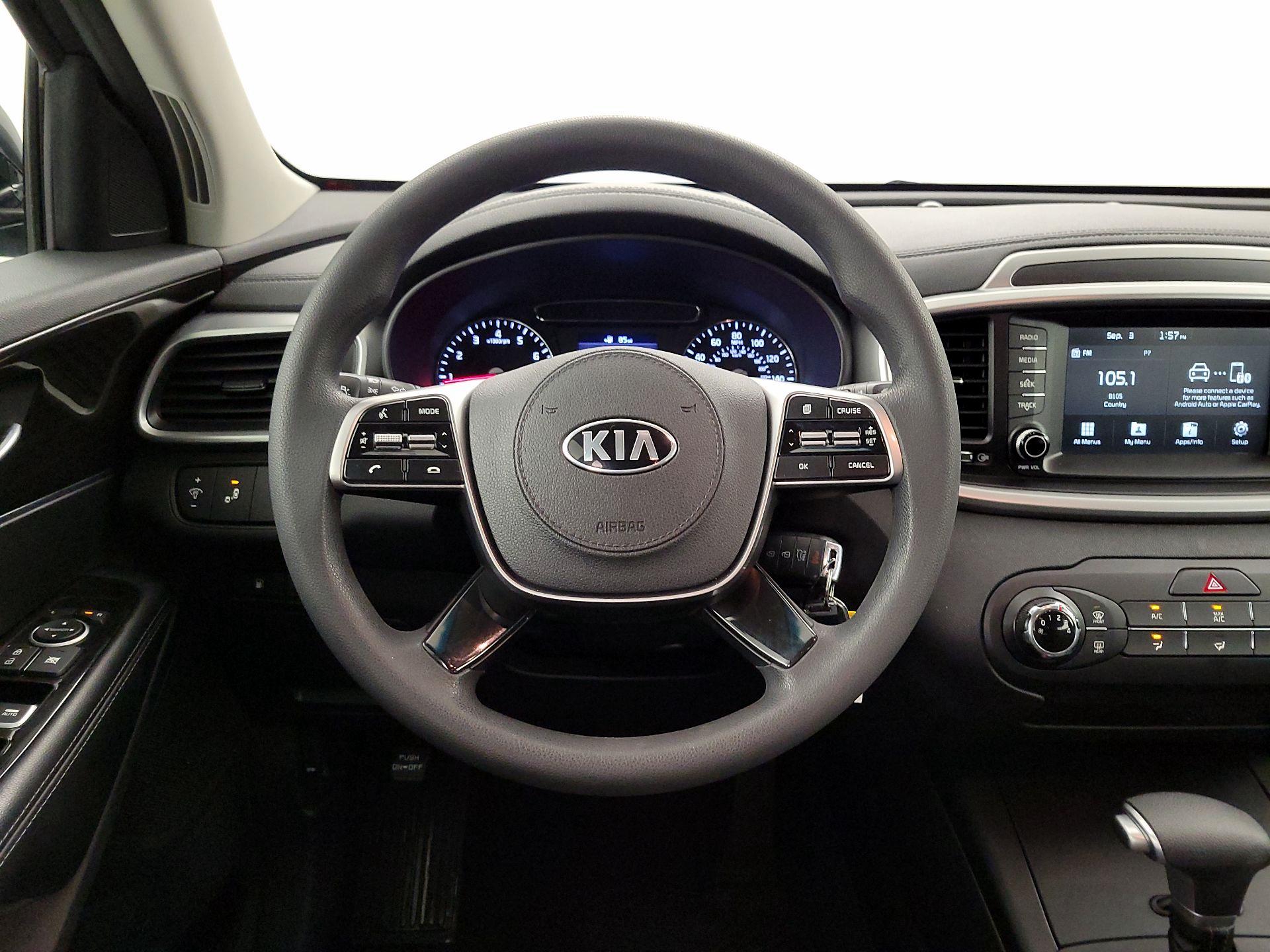 Thumbnail: 2020 Kia Sorento - 10