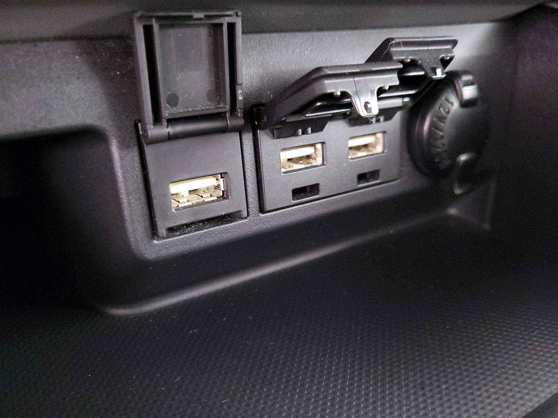 Thumbnail: 2020 Toyota Highlander - 19