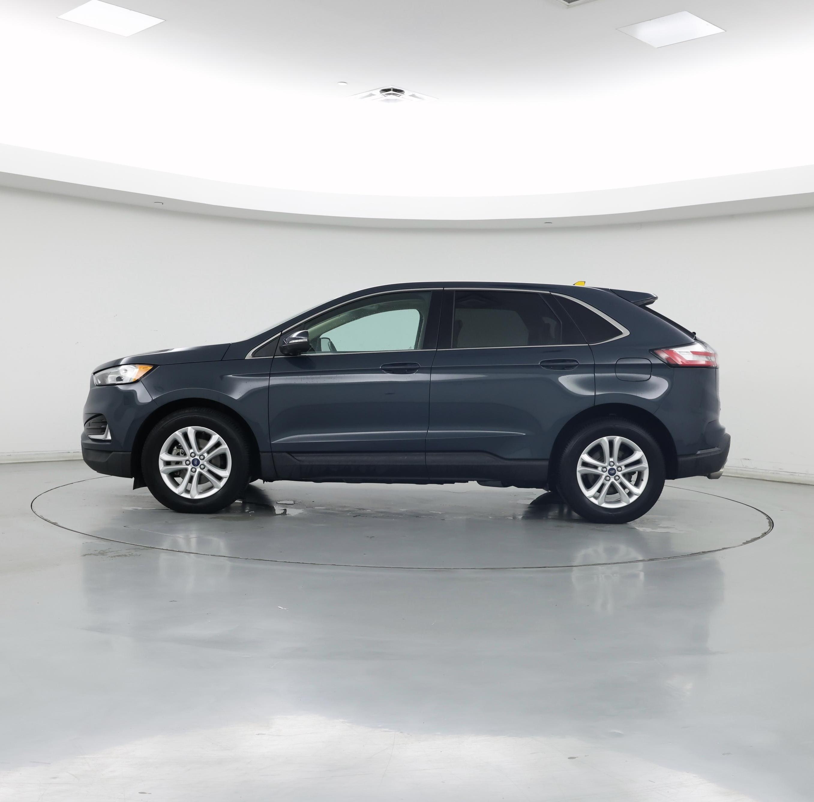 Thumbnail: 2019 Ford Edge - 3