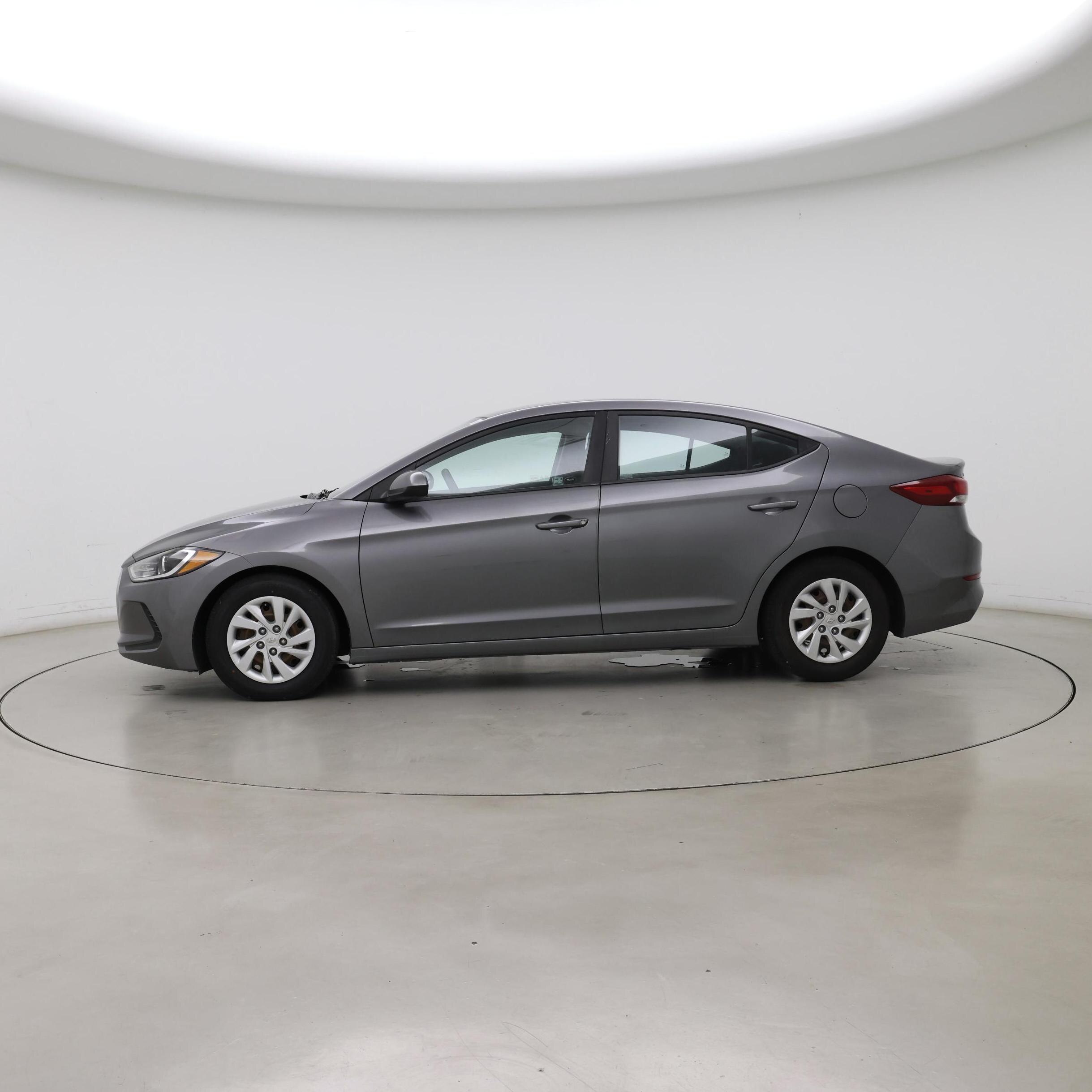 Thumbnail: 2018 Hyundai Elantra - 3