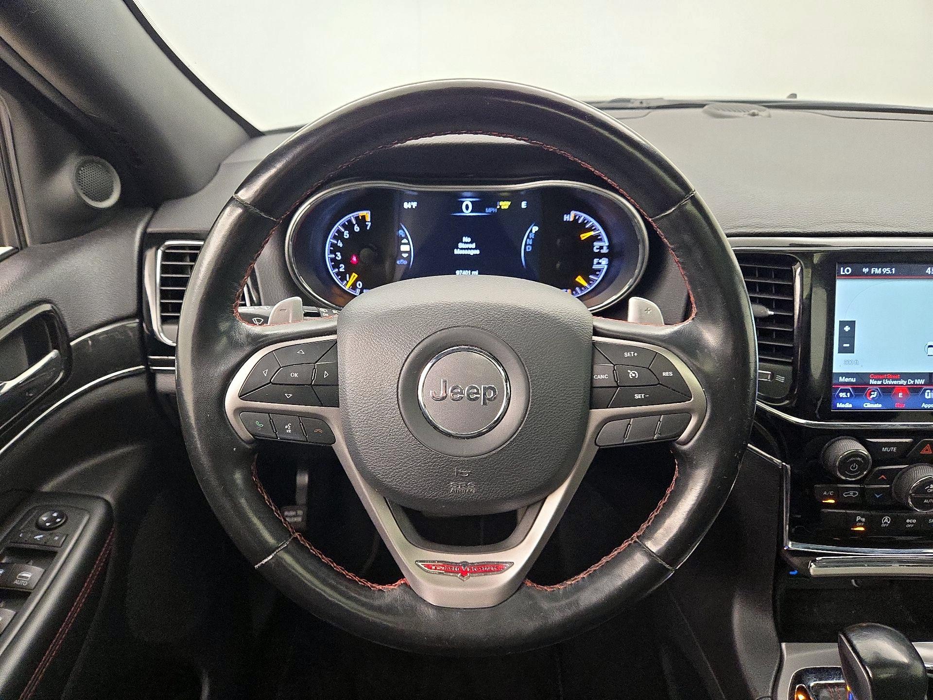 Thumbnail: 2020 Jeep Grand Cherokee - 10