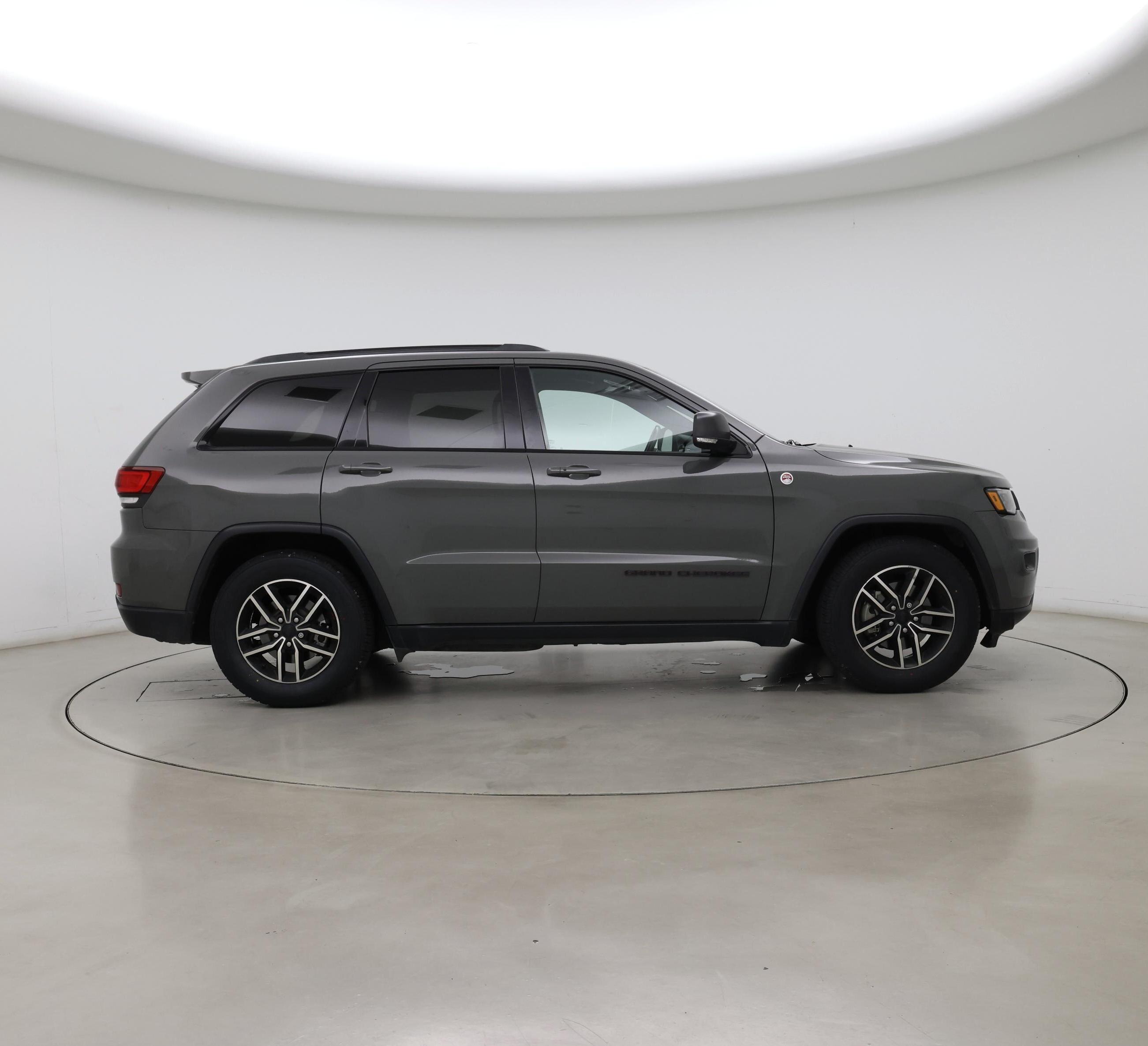 Thumbnail: 2020 Jeep Grand Cherokee - 7