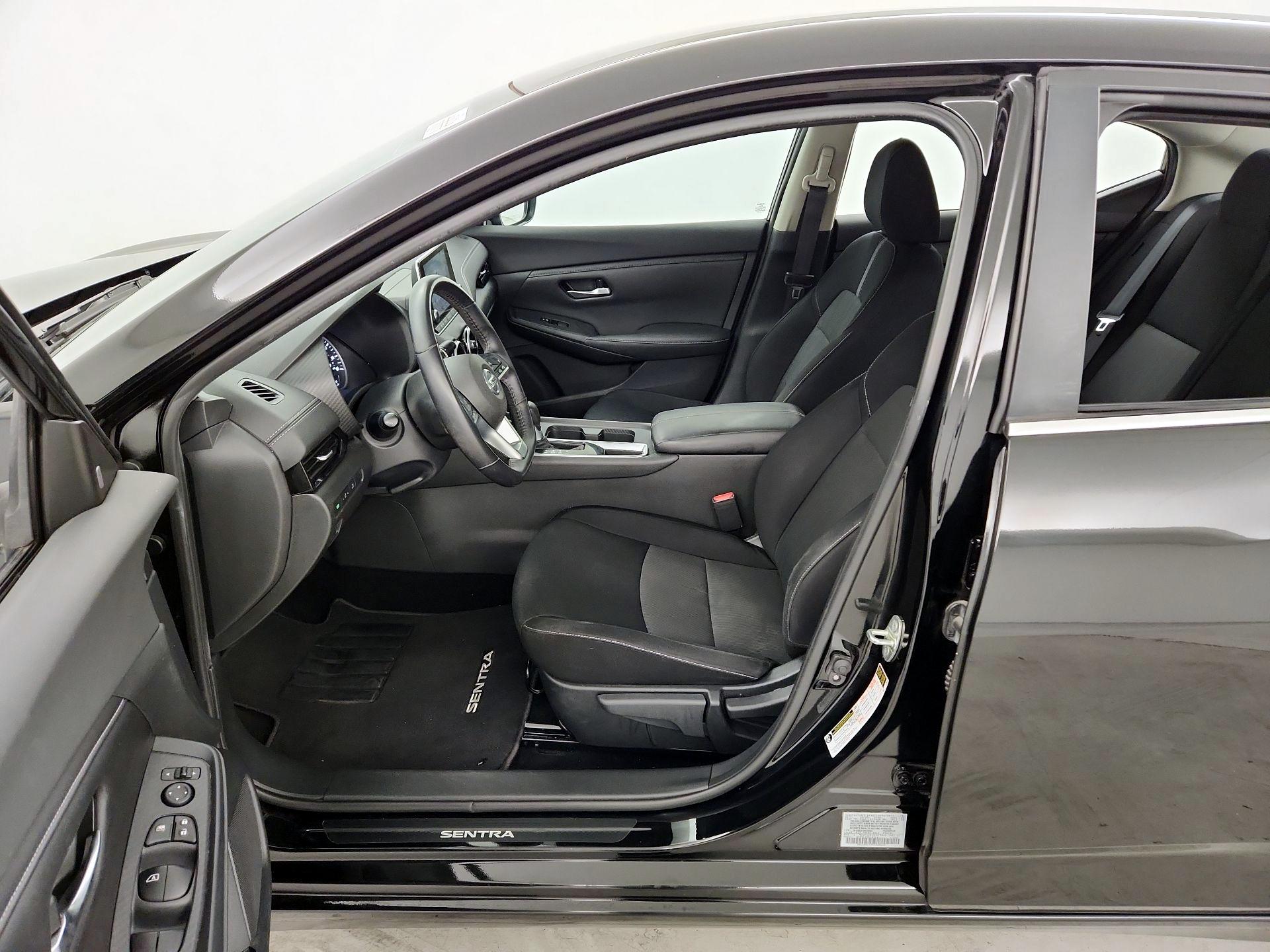 Thumbnail: 2021 Nissan Sentra - 11