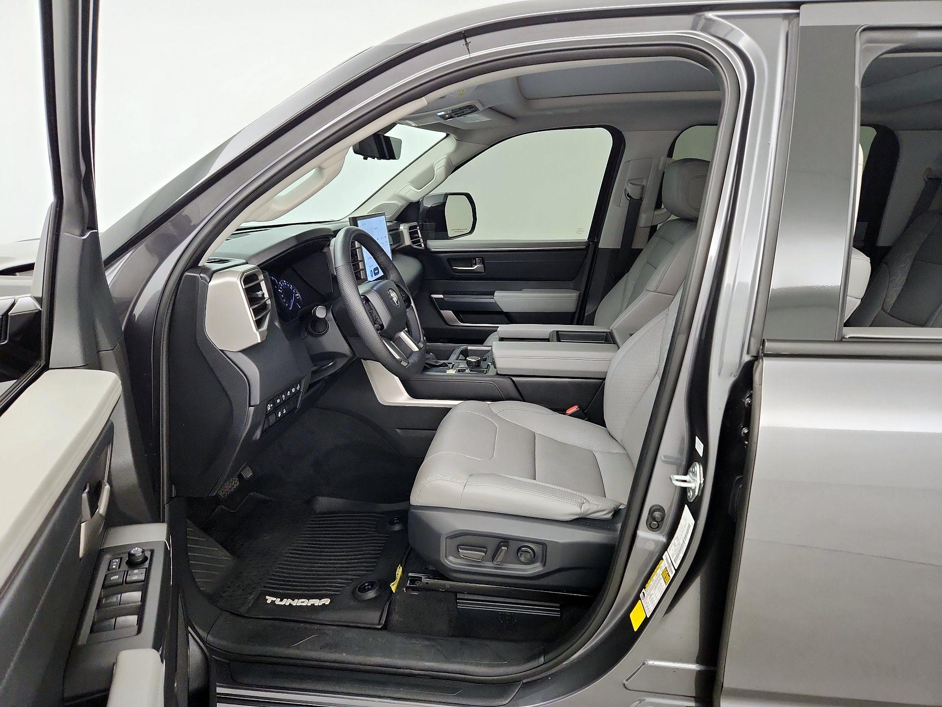 Thumbnail: 2023 Toyota Tundra - 11