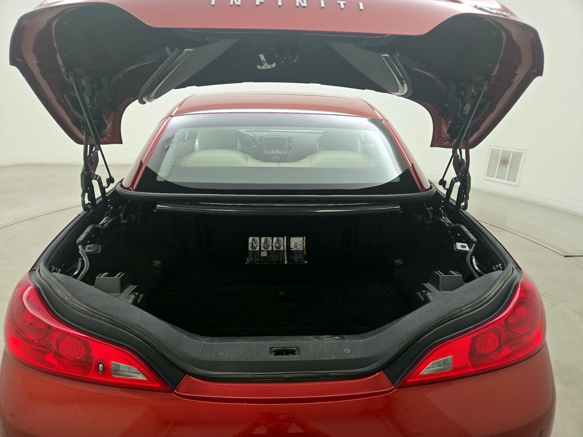 Thumbnail: 2014 INFINITI Q60 - 20