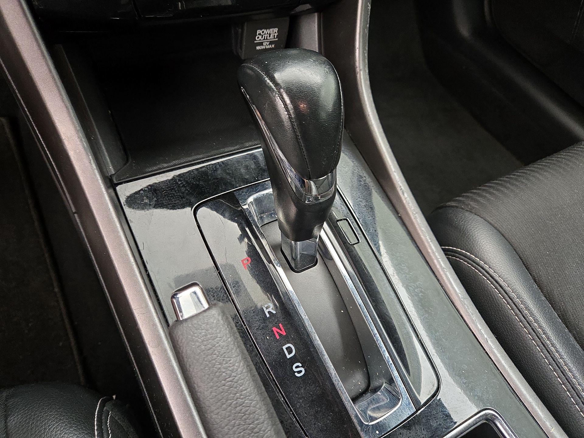 Thumbnail: 2017 Honda Accord - 17