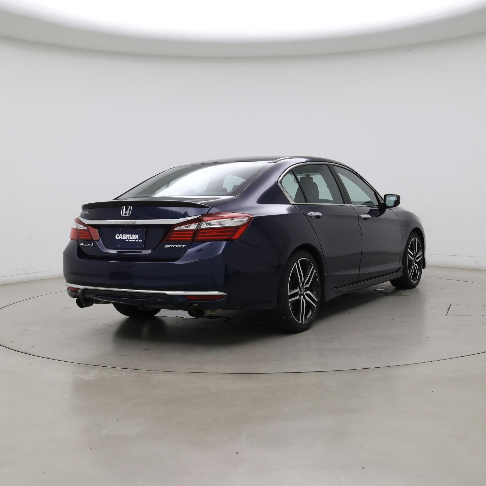 Thumbnail: 2017 Honda Accord - 8