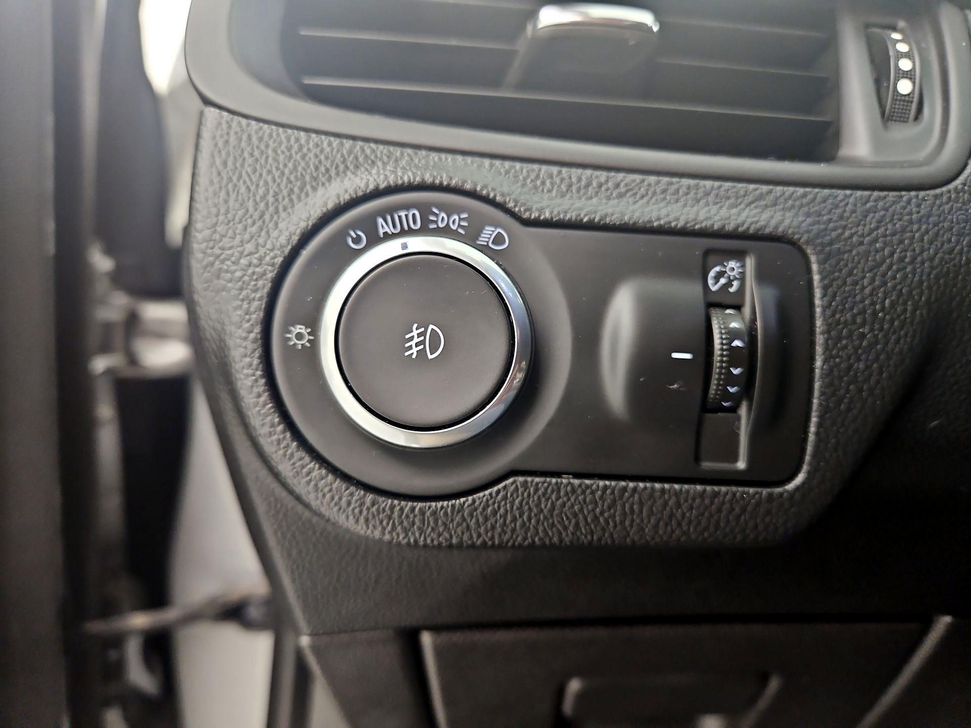 Thumbnail: 2016 Buick Envision - 13