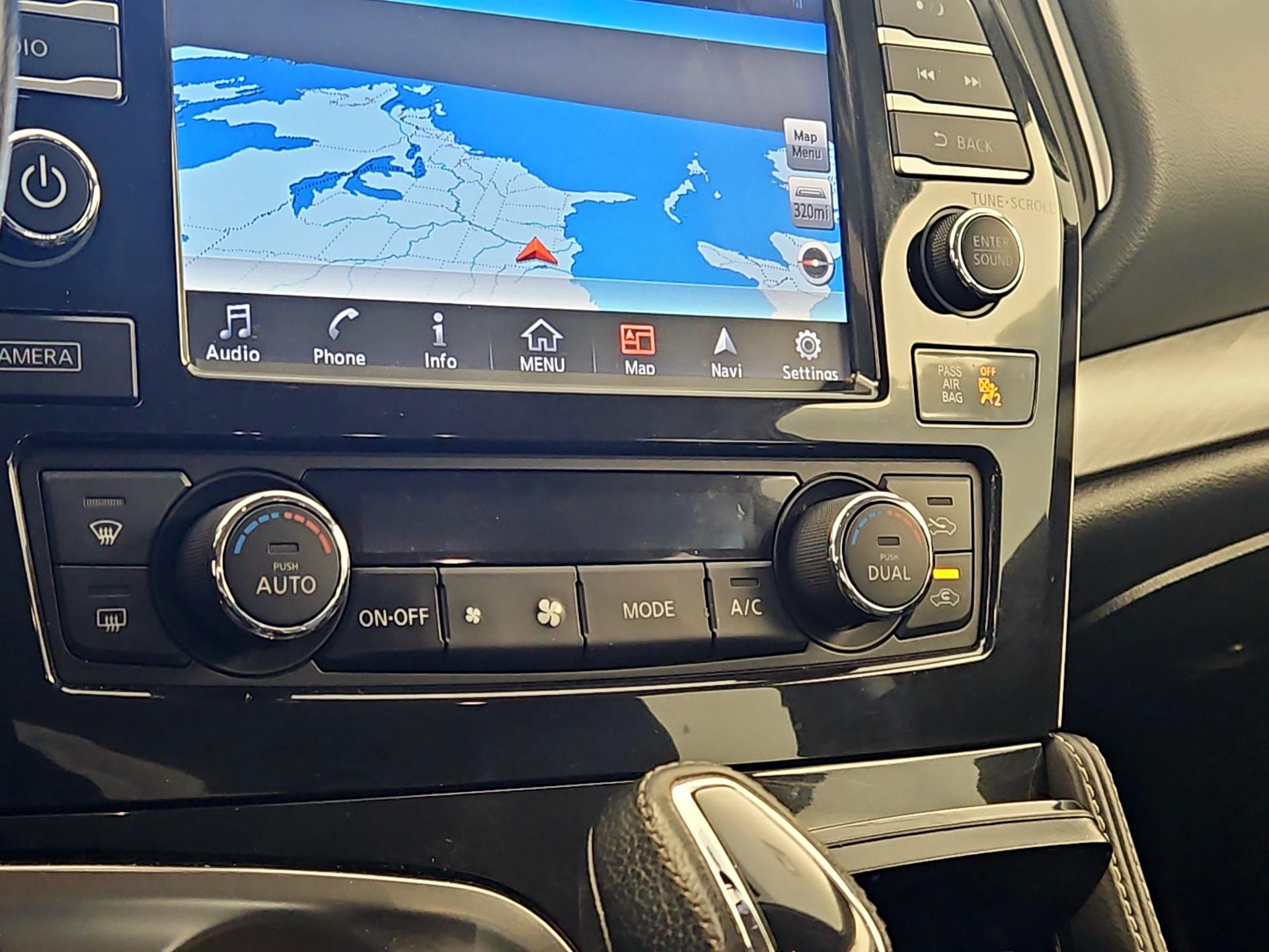 Thumbnail: 2017 Nissan Maxima - 17