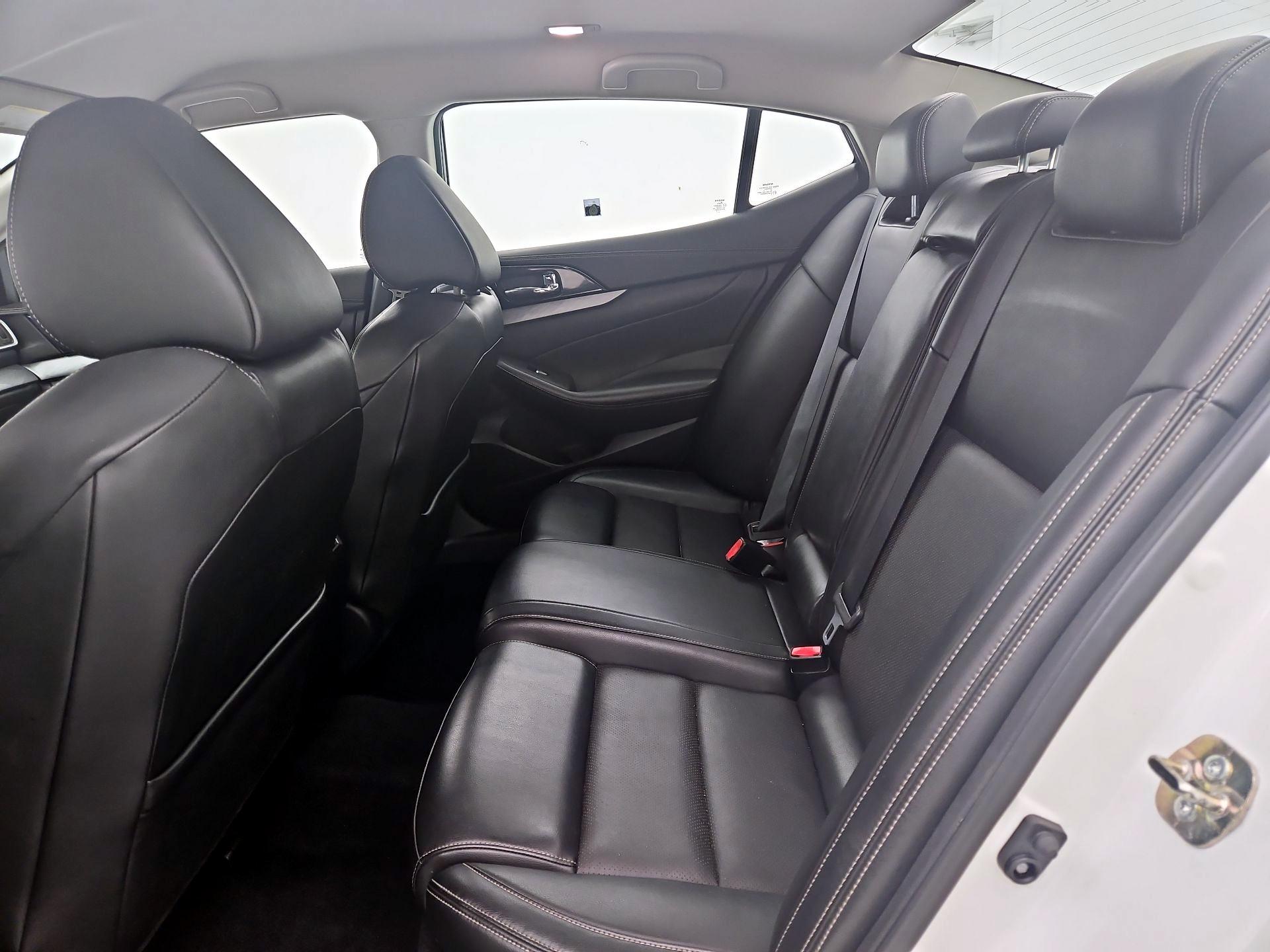 Thumbnail: 2017 Nissan Maxima - 20