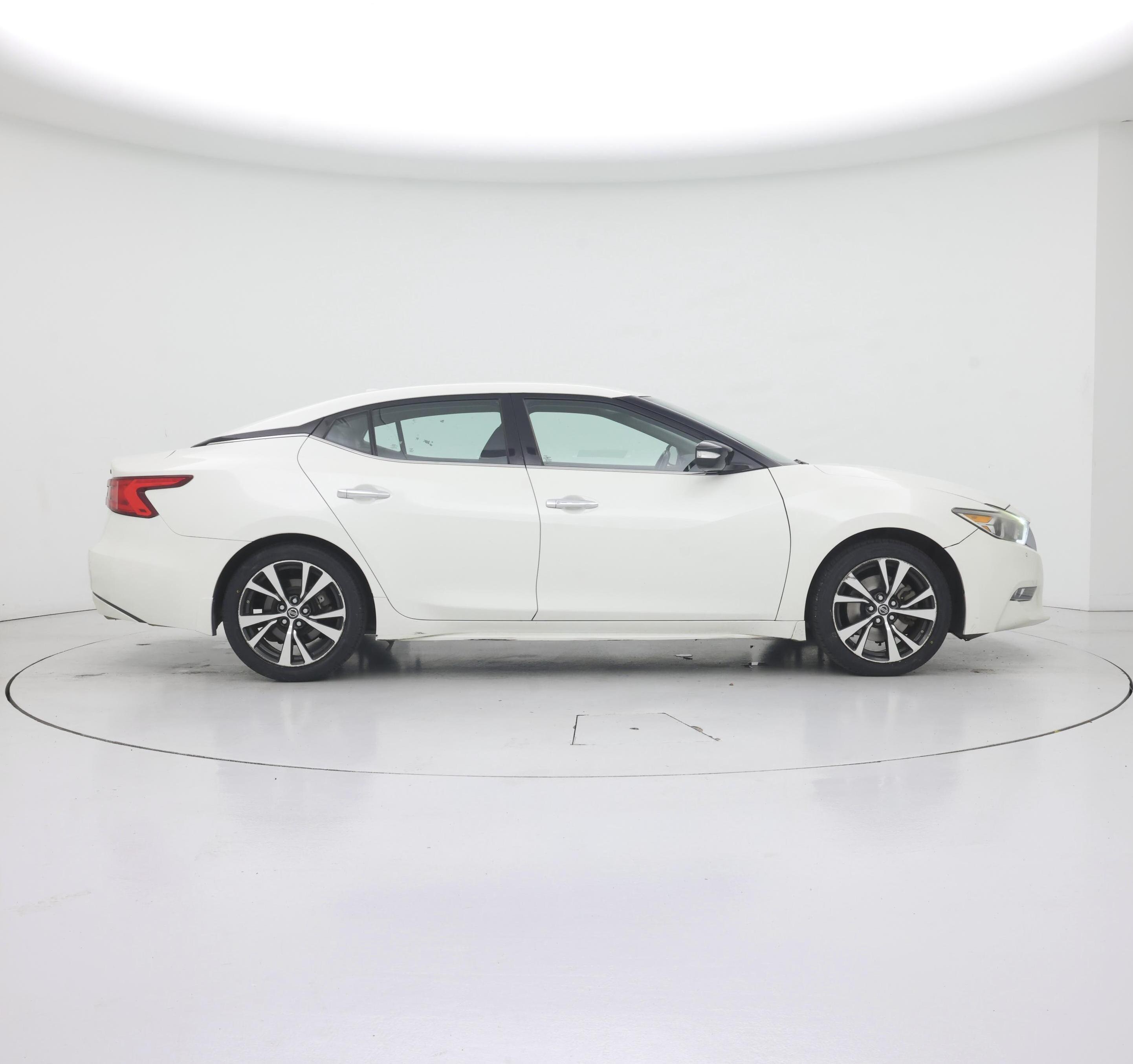 Thumbnail: 2017 Nissan Maxima - 7