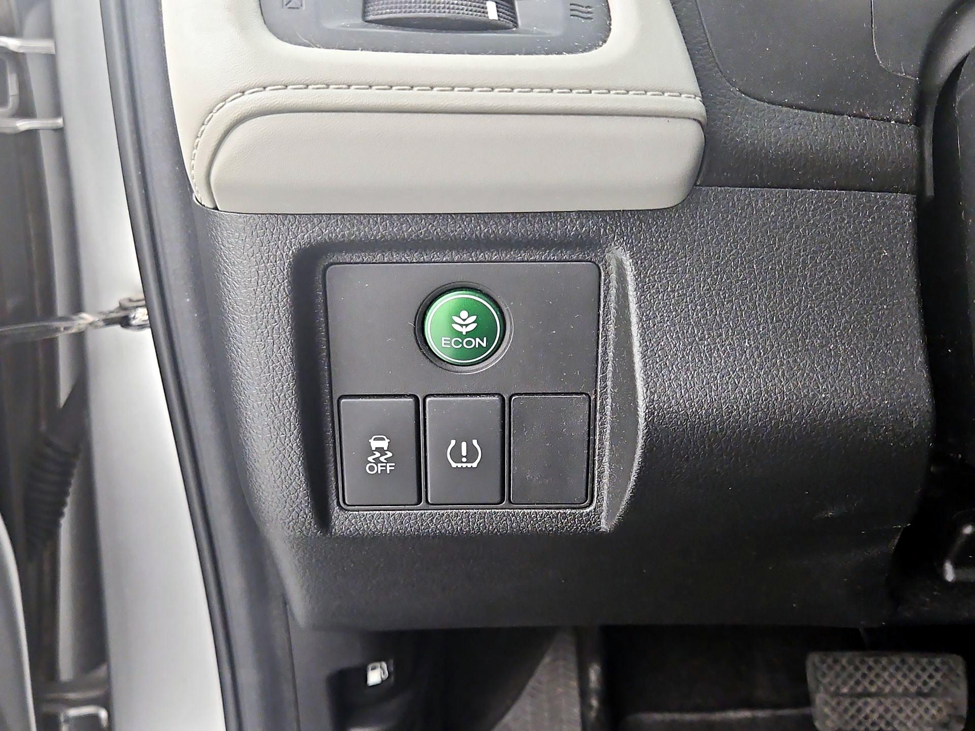Thumbnail: 2016 Honda HR-V - 13
