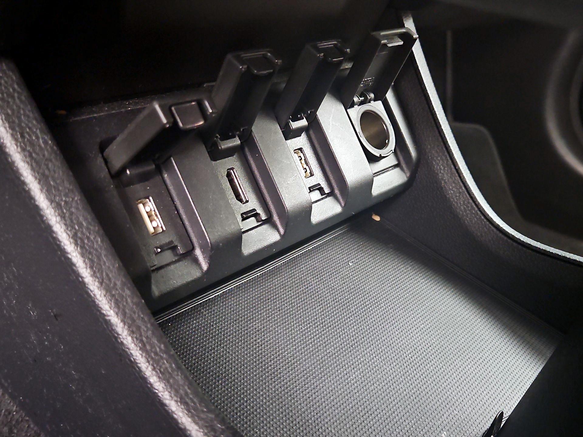 Thumbnail: 2016 Honda HR-V - 18