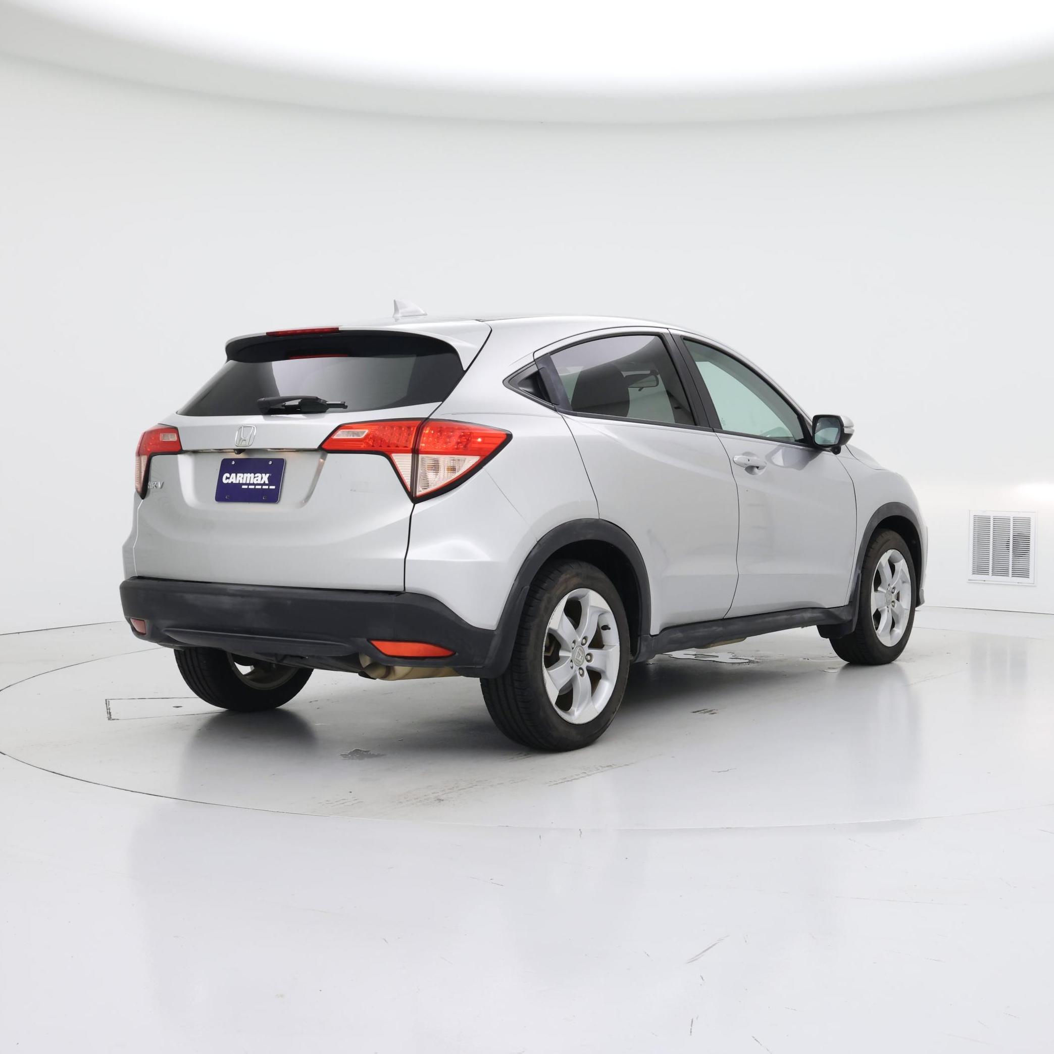 Thumbnail: 2016 Honda HR-V - 8