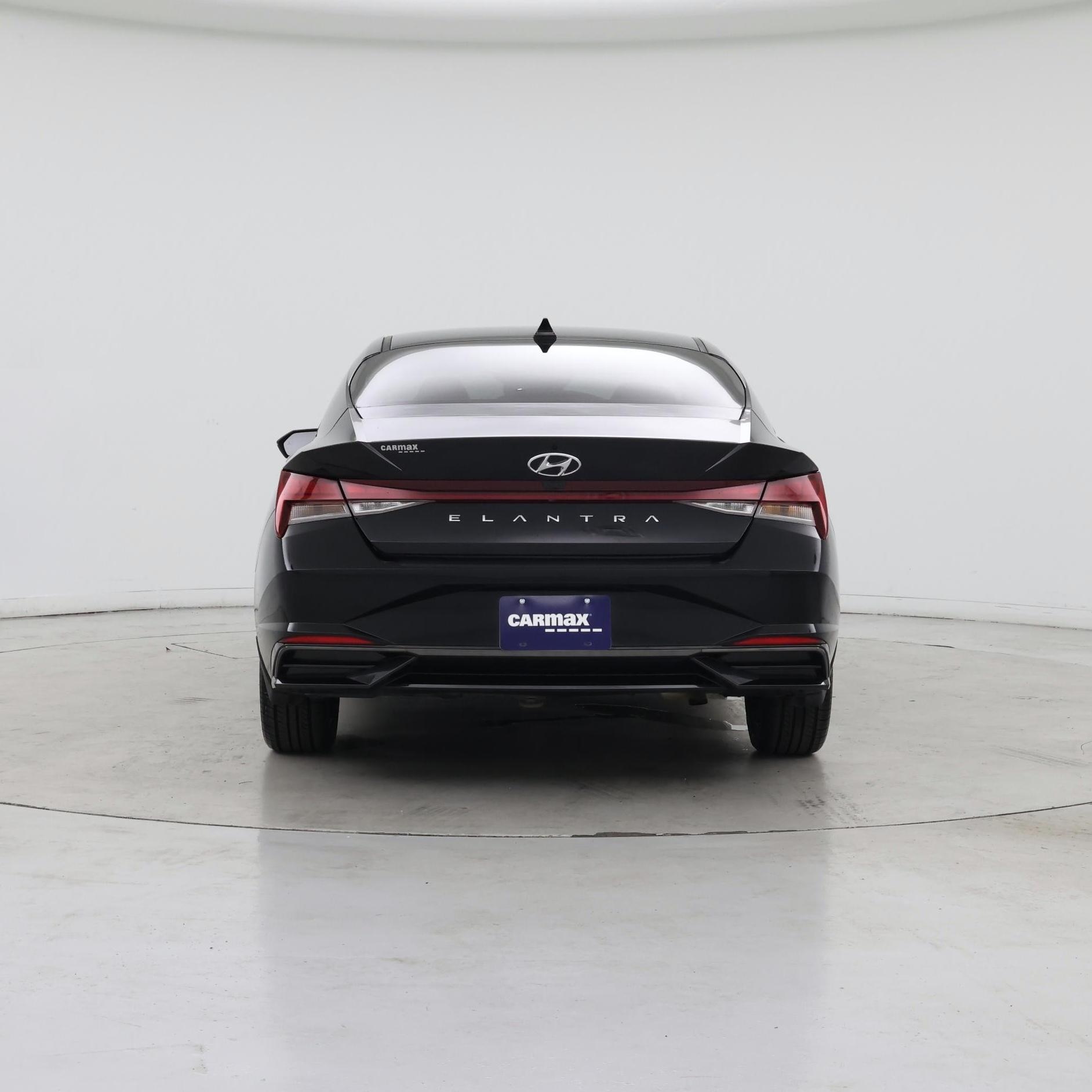Thumbnail: 2022 Hyundai Elantra - 6
