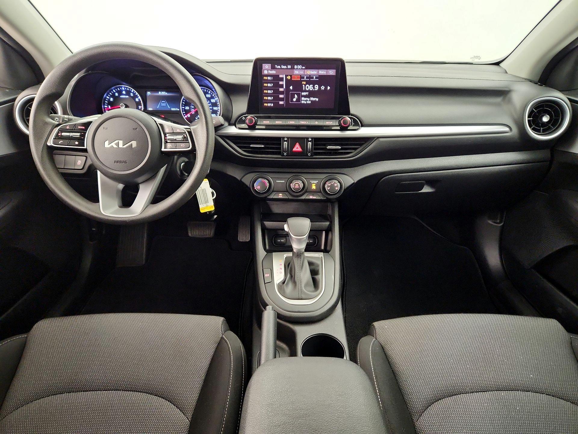 Thumbnail: 2023 Kia Forte - 9