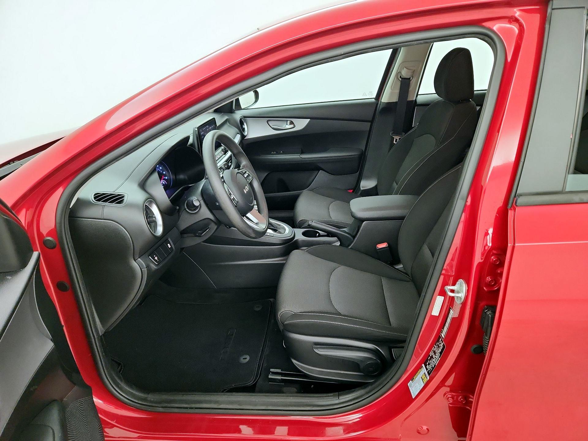 Thumbnail: 2023 Kia Forte - 11