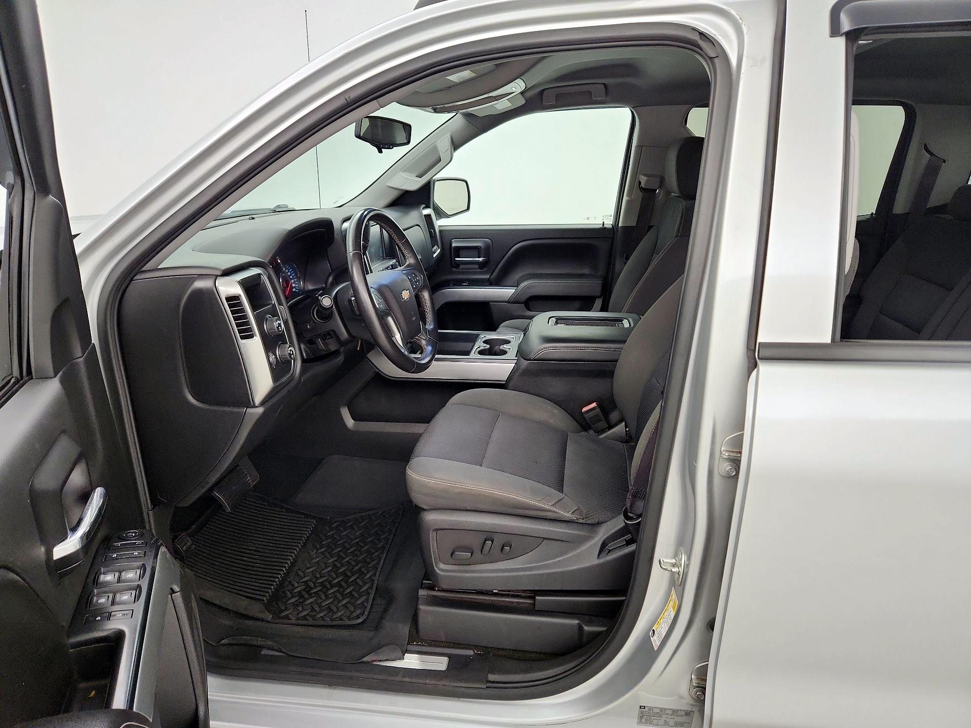 Thumbnail: 2017 Chevrolet Silverado 1500 - 11