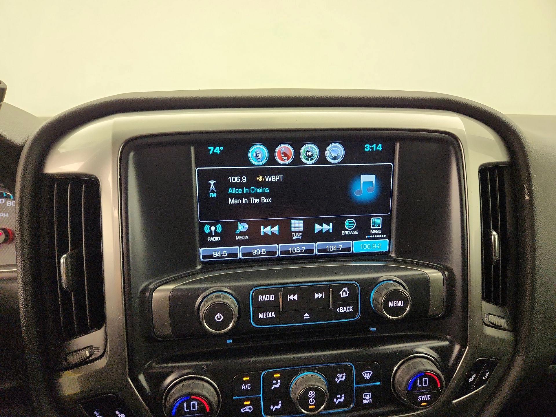 Thumbnail: 2017 Chevrolet Silverado 1500 - 16