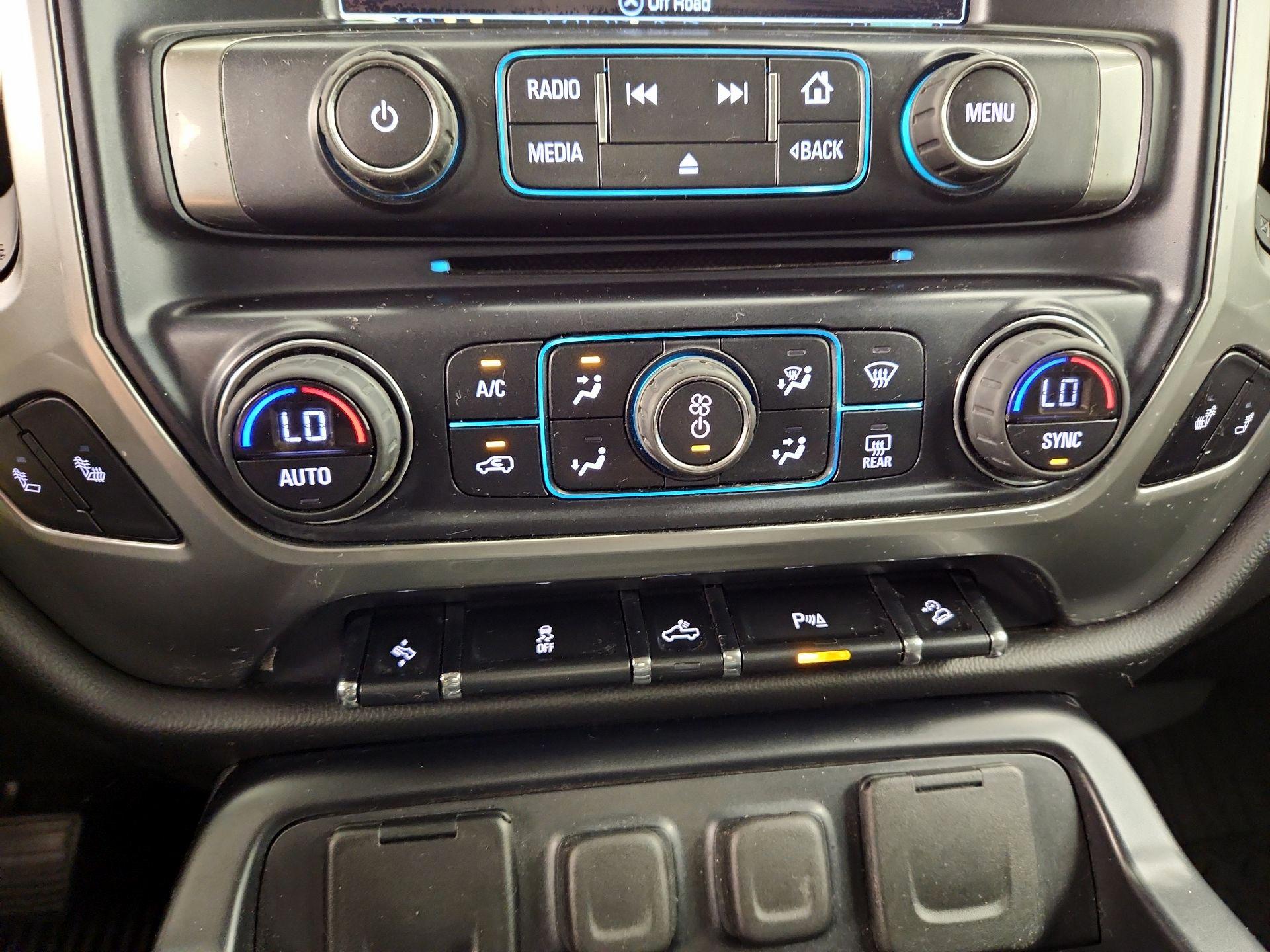 Thumbnail: 2017 Chevrolet Silverado 1500 - 17